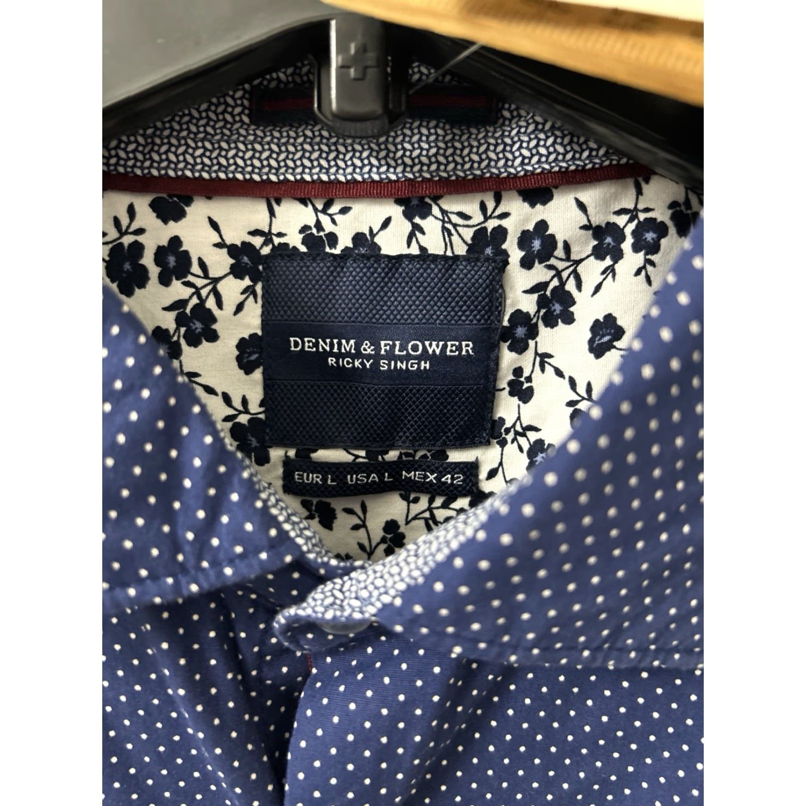 Denime DENIM & FLOWER Shirt Mens L Blue Polka Dot Poplin Button Down L/S Dress Shirt Slim Casual Professional Size US L / EU 52-54 / 3 - 6 Thumbnail