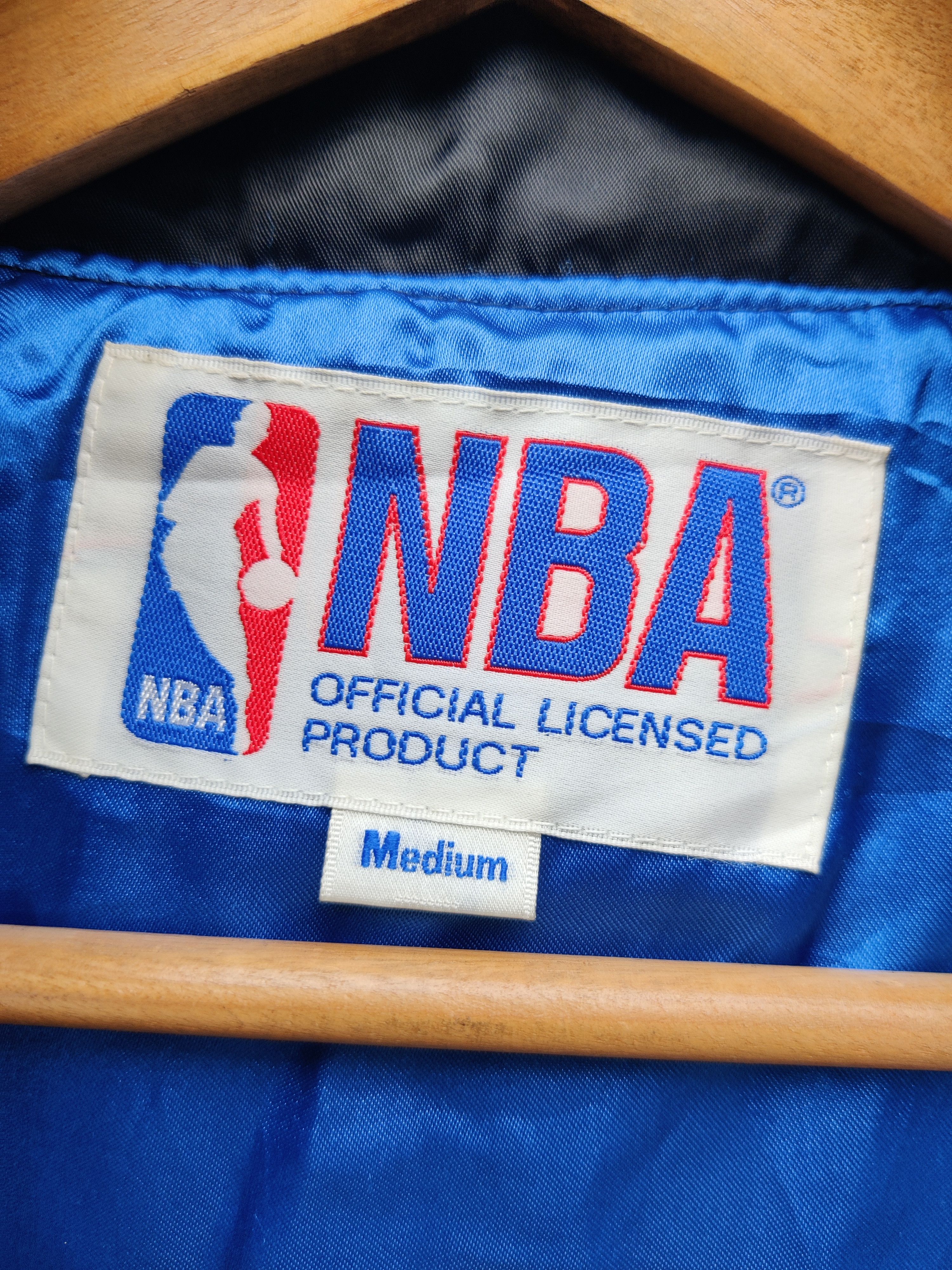 Japanese Brand Vintage Rare NBA Embroided Big Logo Winter Quilted Jacket Size US M / EU 48-50 / 2 - 7 Thumbnail