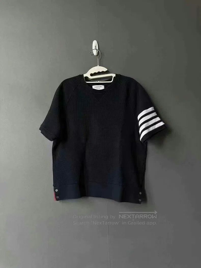 Thom Browne Thom Browne Waffle Short Sleeve Sweatshirt Size US XXL / EU 58 / 5 - 1 Thumbnail