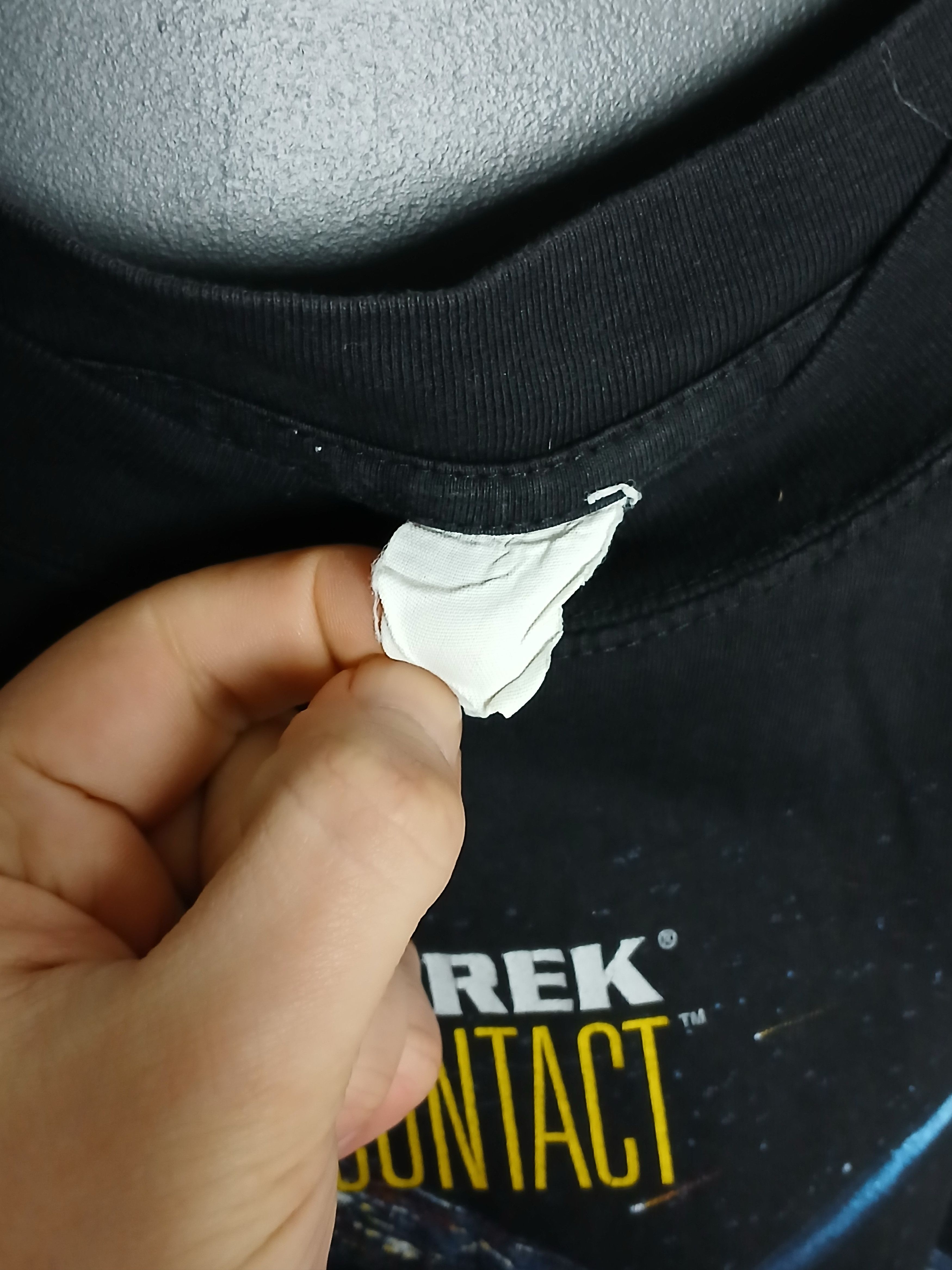 Vintage Vintage 1996 Star Trek First Contact T-Shirt Size US XL / EU 56 / 4 - 8 Thumbnail