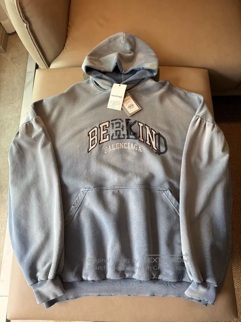 Balenciaga Balenciaga Gradient Washed Sweatshirt Size US M / EU 48-50 / 2 - 1 Thumbnail