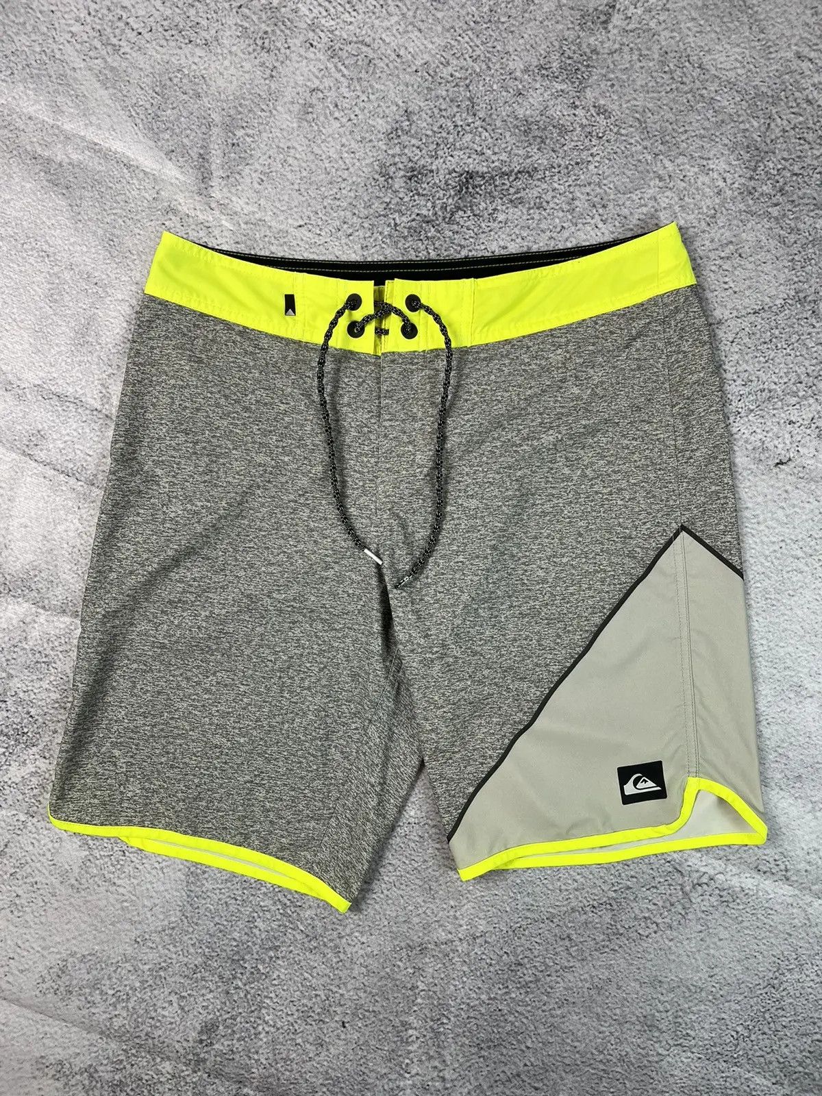 Quiksilver Quiksilver beach streetwear shorts Size US 32 / EU 48 - 1 Thumbnail
