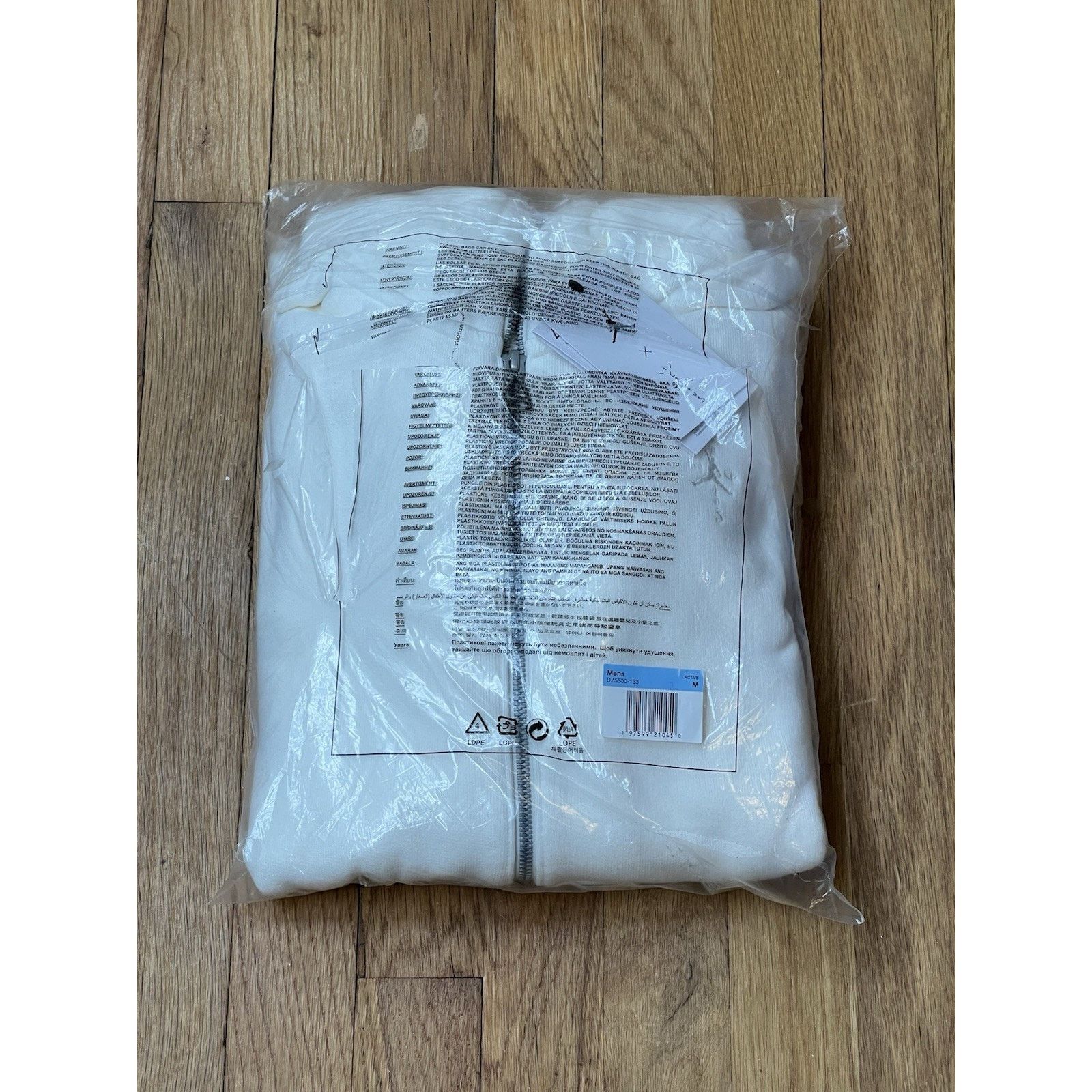Jordan Brand Jordan Travis Scott Full-Zip Hoodie White DZ5500–133 Sz. Med Size US M / EU 48-50 / 2 - 2 Thumbnail