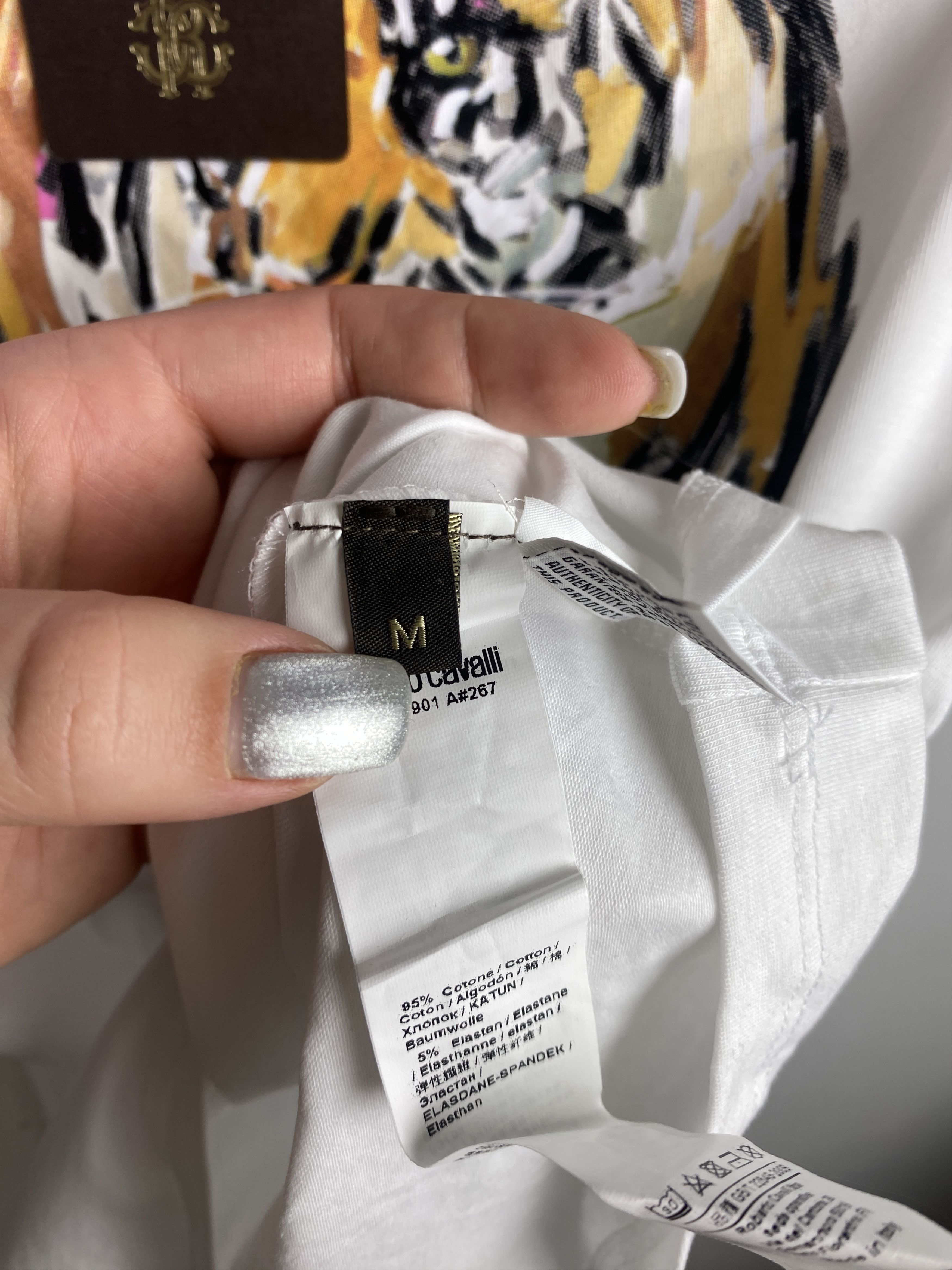 Roberto Cavalli Roberto Cavalli tiger print t-shirt tee Size M / US 6-8 / IT 42-44 - 6 Thumbnail