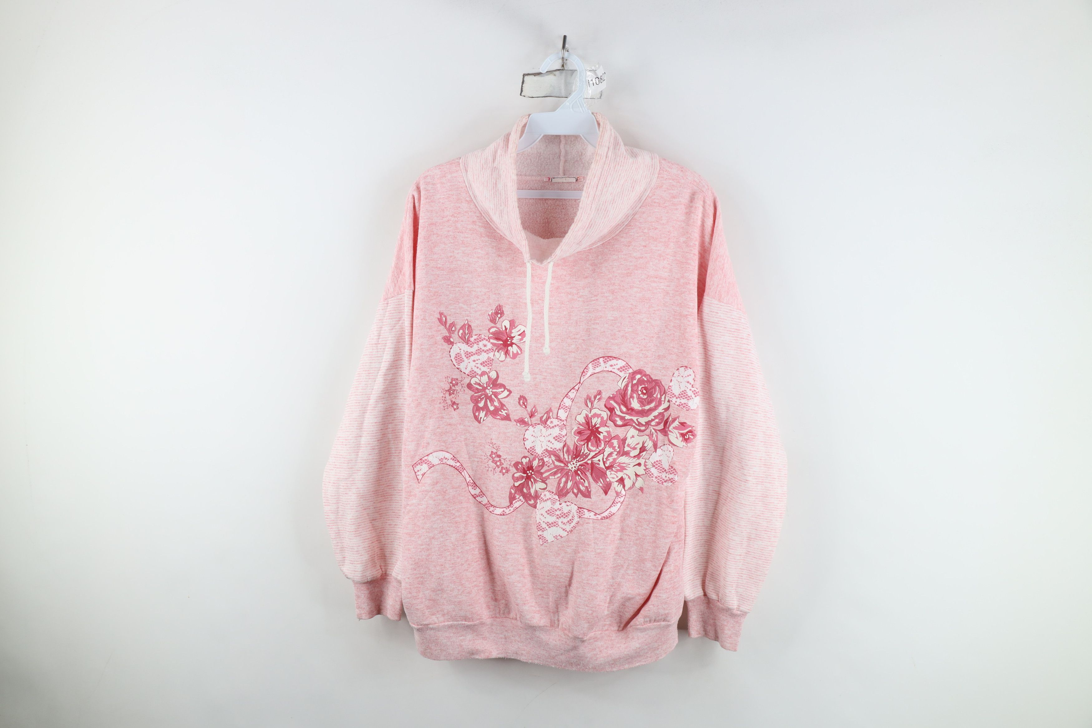 Vintage Vintage 90s Streetwear Lace Flower Heart Sweatshirt Pink Size L / US 10 / IT 46 - 1 Thumbnail