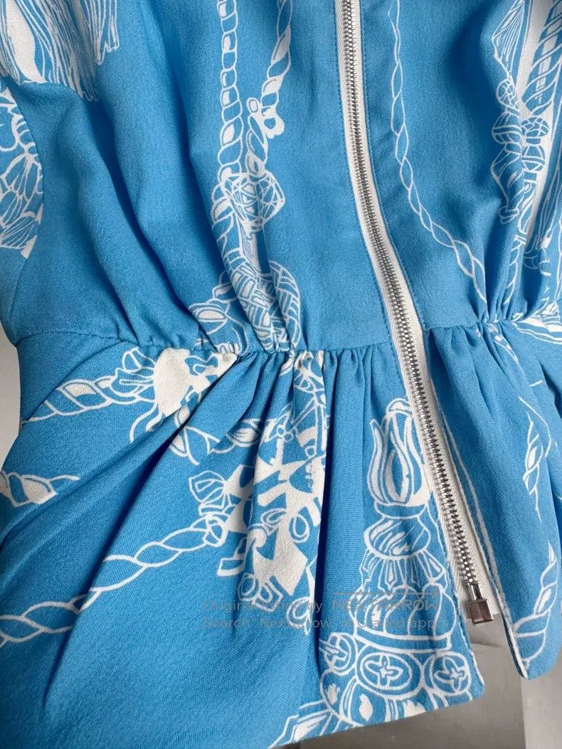 Hermes Hermes Blue chain print silk vest, 100% mulberry silk fabr Size XS / US 0-2 / IT 36-38 - 5 Thumbnail