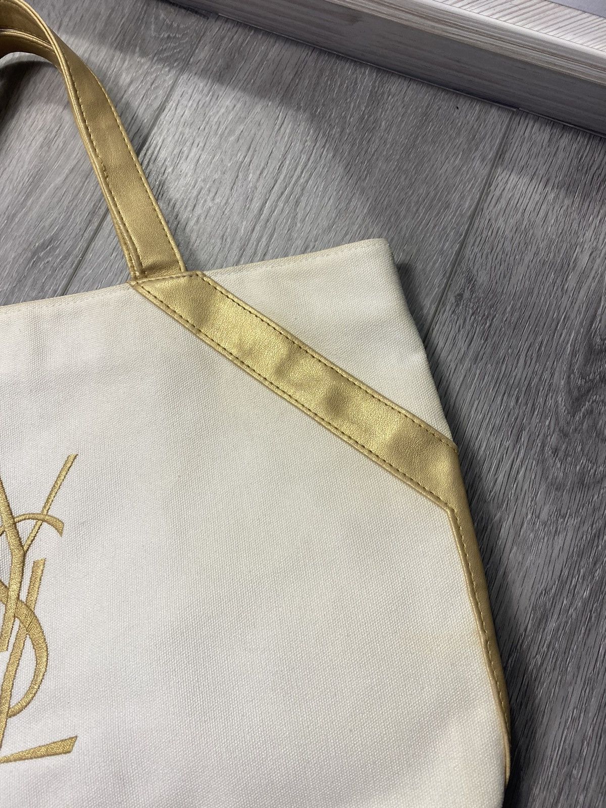 Yves Saint Laurent Yves Saint Laurent YSL Logo Lacquered Tote Shopper Hand Bag Size ONE SIZE - 6 Thumbnail