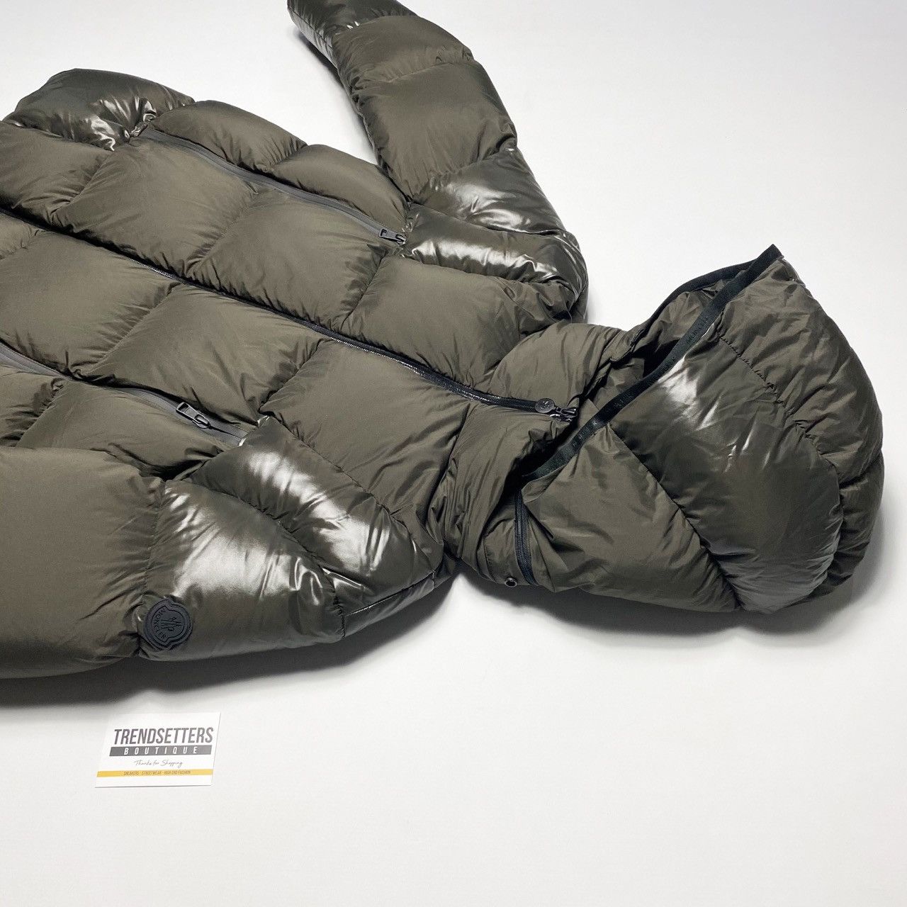 Moncler Moncler Size 3 M L brown khaki green mens puffer jacket down Size US L / EU 52-54 / 3 - 9 Thumbnail