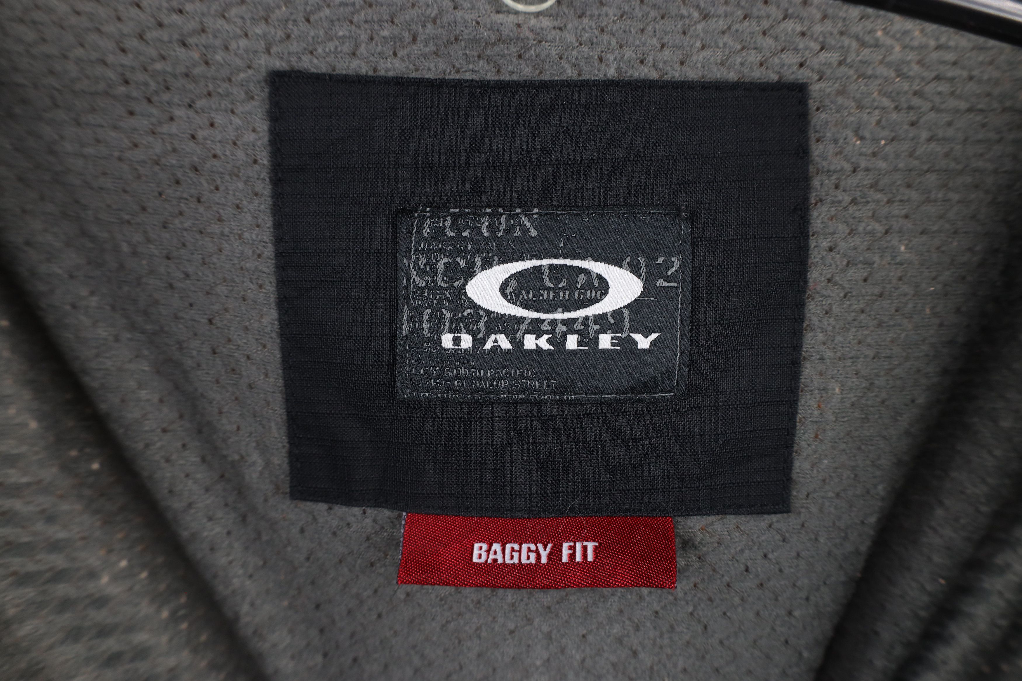 Oakley × Vintage Vintage Oakley Baggy Fit Snowboard Hooded Parka Jacket Size US M / EU 48-50 / 2 - 15 Thumbnail