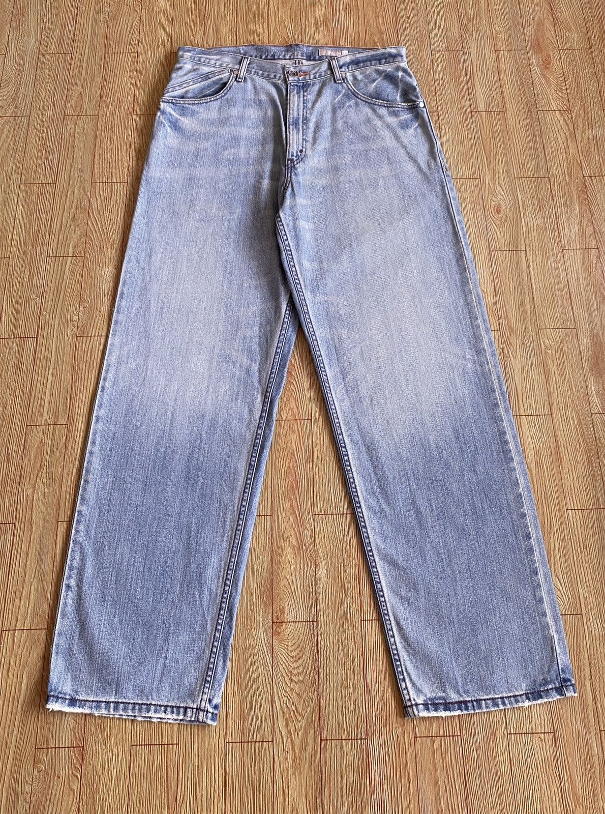 Very Rare Vintage Brand Levis SilverTab Baggy Jeans 2000s