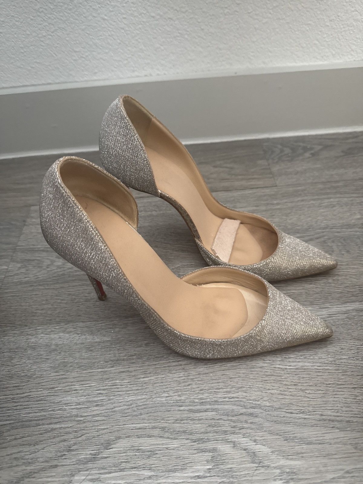 Christian Louboutin Barely worn louboutin Size US 7.5 / IT 37.5 - 1 Thumbnail