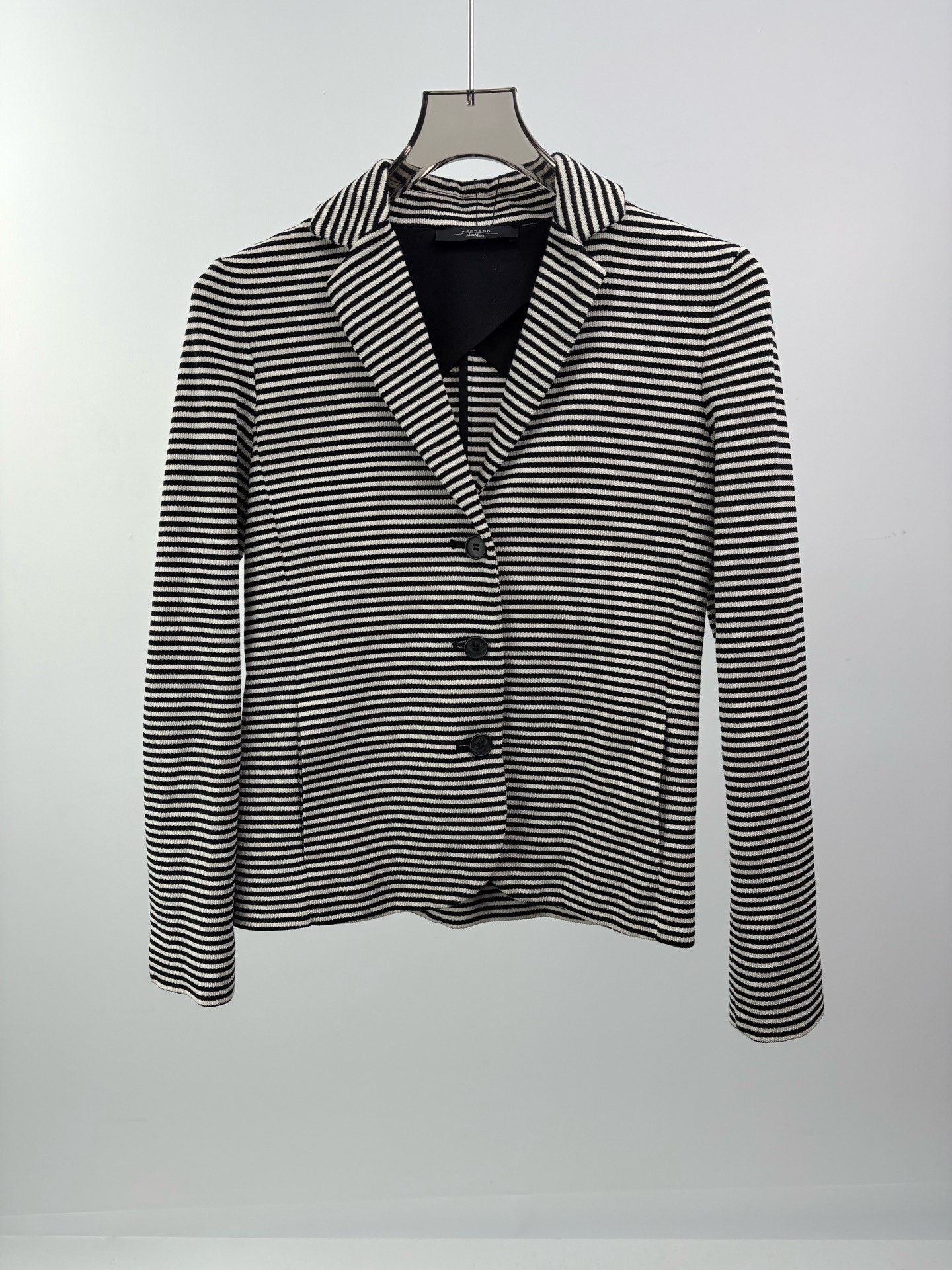 Max Mara MAXMARA Black and White Striped Blazer Size XS / US 0-2 / IT 36-38 - 1 Thumbnail