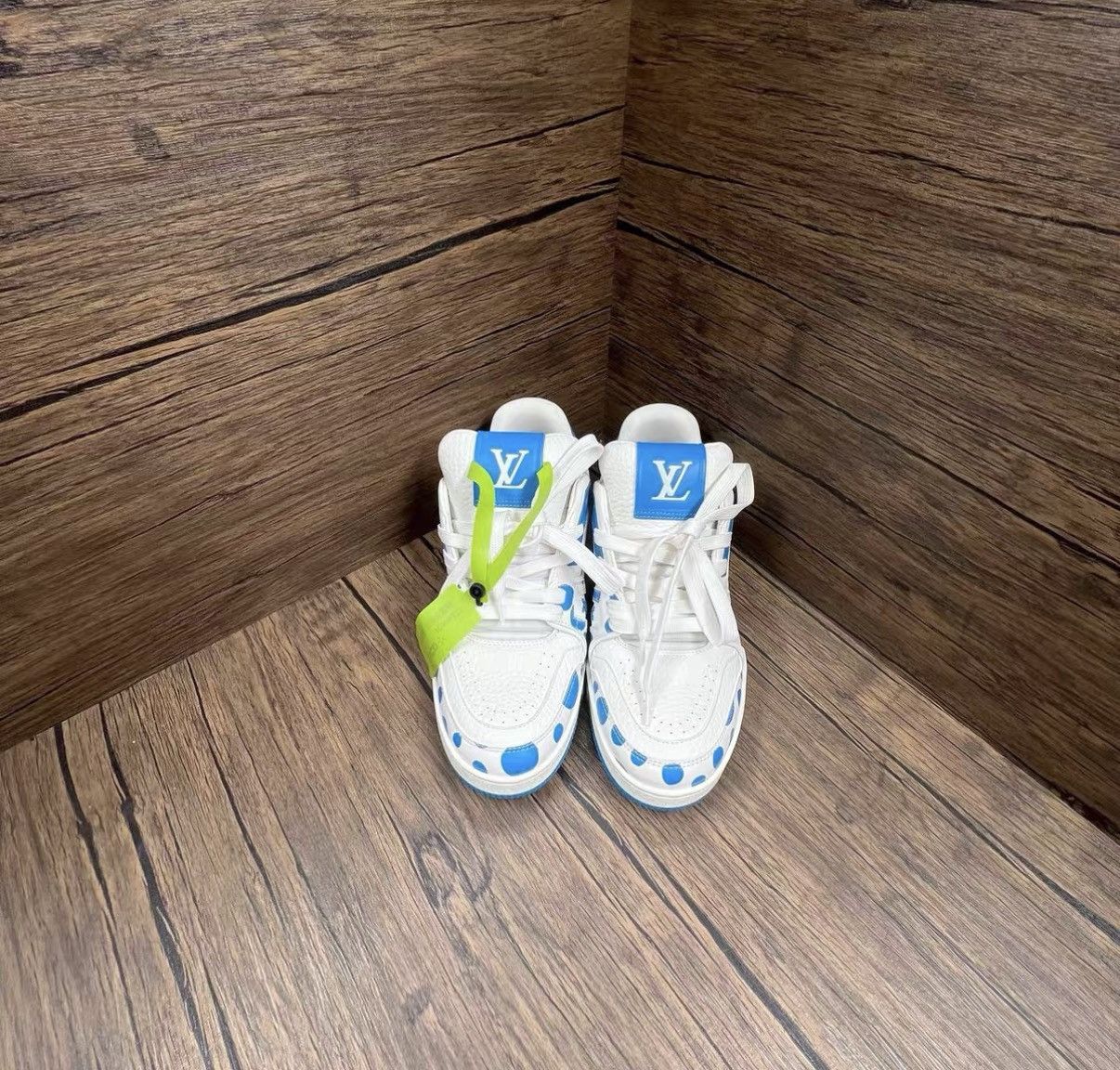 Louis Vuitton Louis Vuitton Trainer White & Blue Polka Dot Sneakers J41 Size US 7.5 / IT 37.5 - 2 Thumbnail