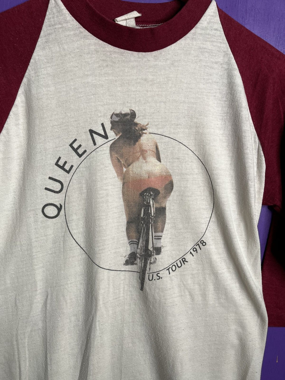 Band Tees × Vintage Vintage 1978 Queen US tour raglan t-shirt Size US M / EU 48-50 / 2 - 3 Thumbnail