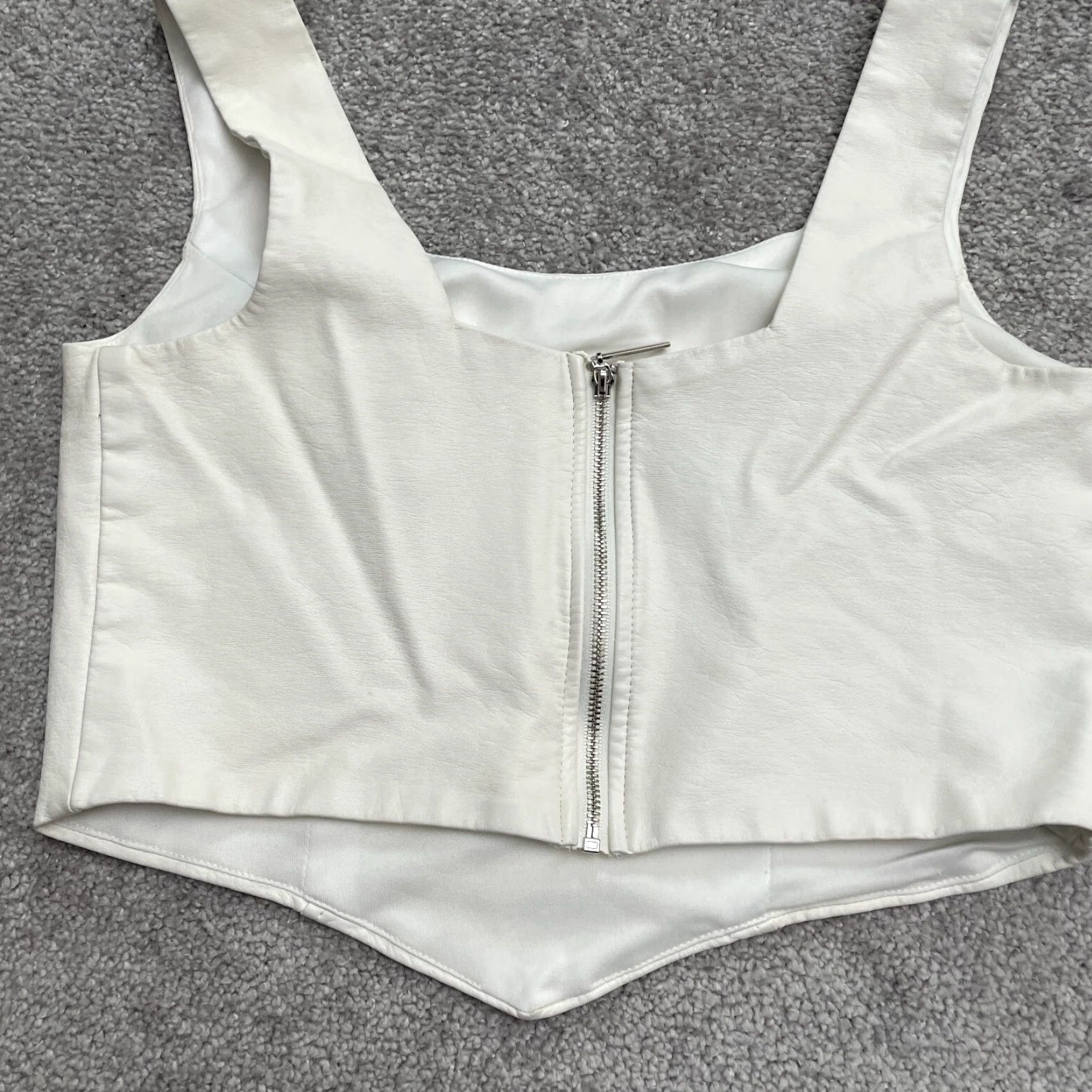 AQUA Aqua Tank Womens Small White Faux Leather Zip Cropped Sleeveless Square Neck Casual Modern Size S / US 4 / IT 40 - 3 Thumbnail