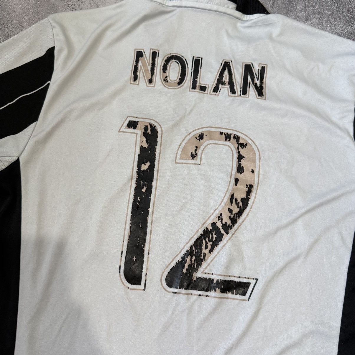 Adidas Adidas Juventus Home Jersey 2016/2017 Size US L / EU 52-54 / 3 - 7 Thumbnail