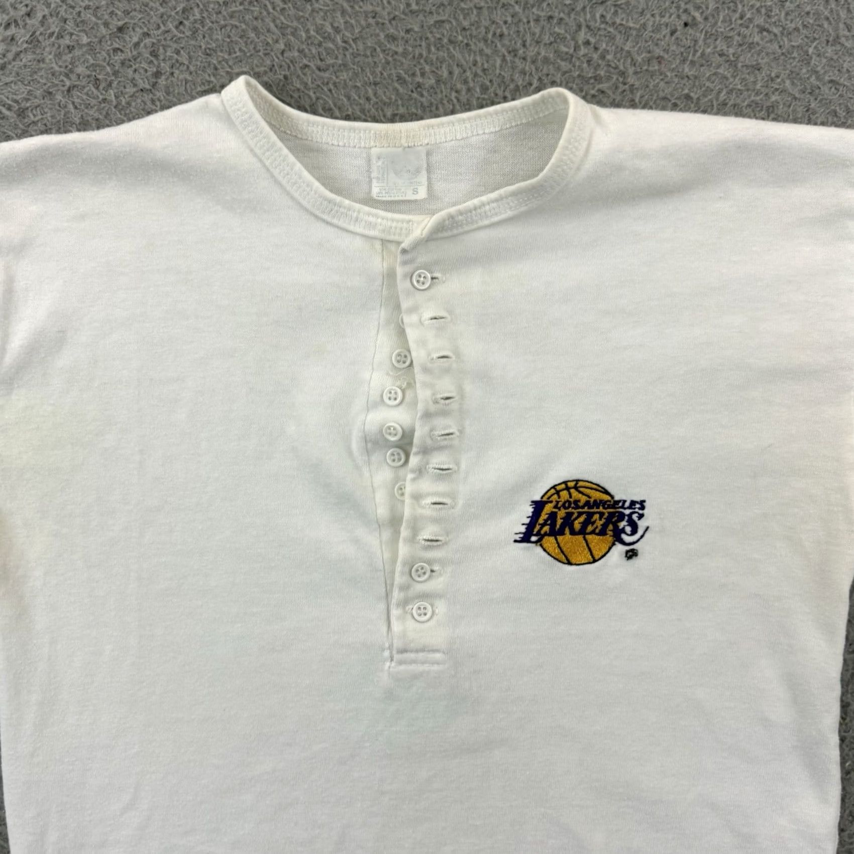 Vintage VINTAGE Los Angeles Lakers Shirt Adult XS White Short Sleeve 80s NBA Kobe Bryant Size US XS / EU 42 / 0 - 3 Thumbnail
