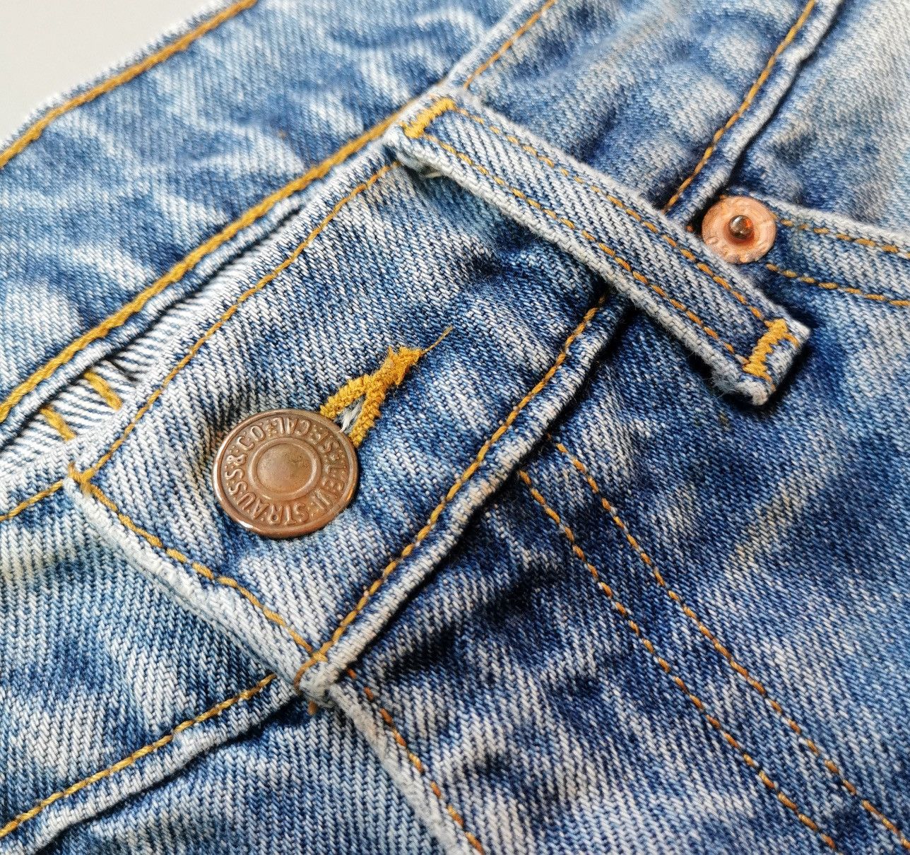 Levi's Vintage Levis 515 Denim Jeans Size US 32 / EU 48 - 3 Thumbnail