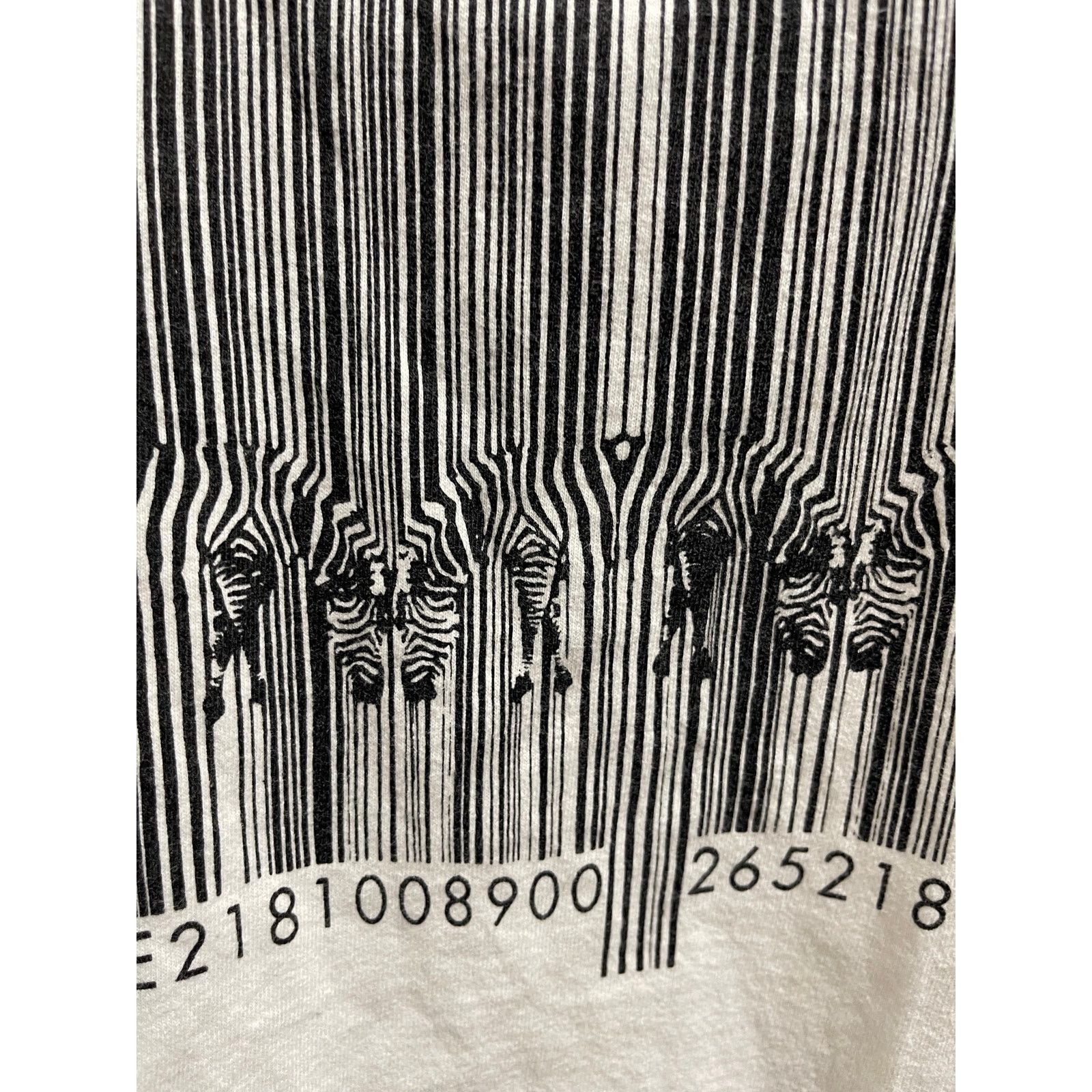Vintage Vintage 90's Nature Can't Be Restocked Graphic T-Shirt Size US L / EU 52-54 / 3 - 5 Thumbnail