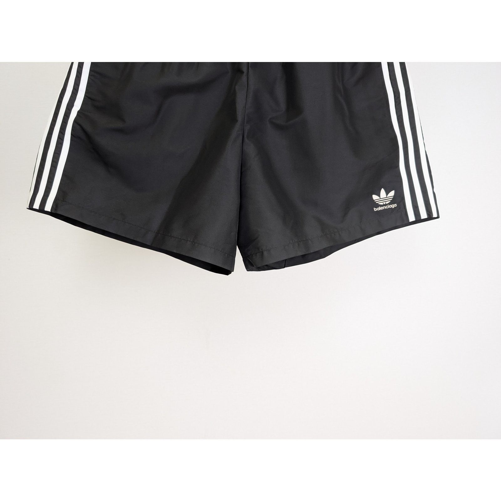 Adidas × Balenciaga o1rshd1 Swim Shorts in Black Size US 34 / EU 50 - 4 Thumbnail