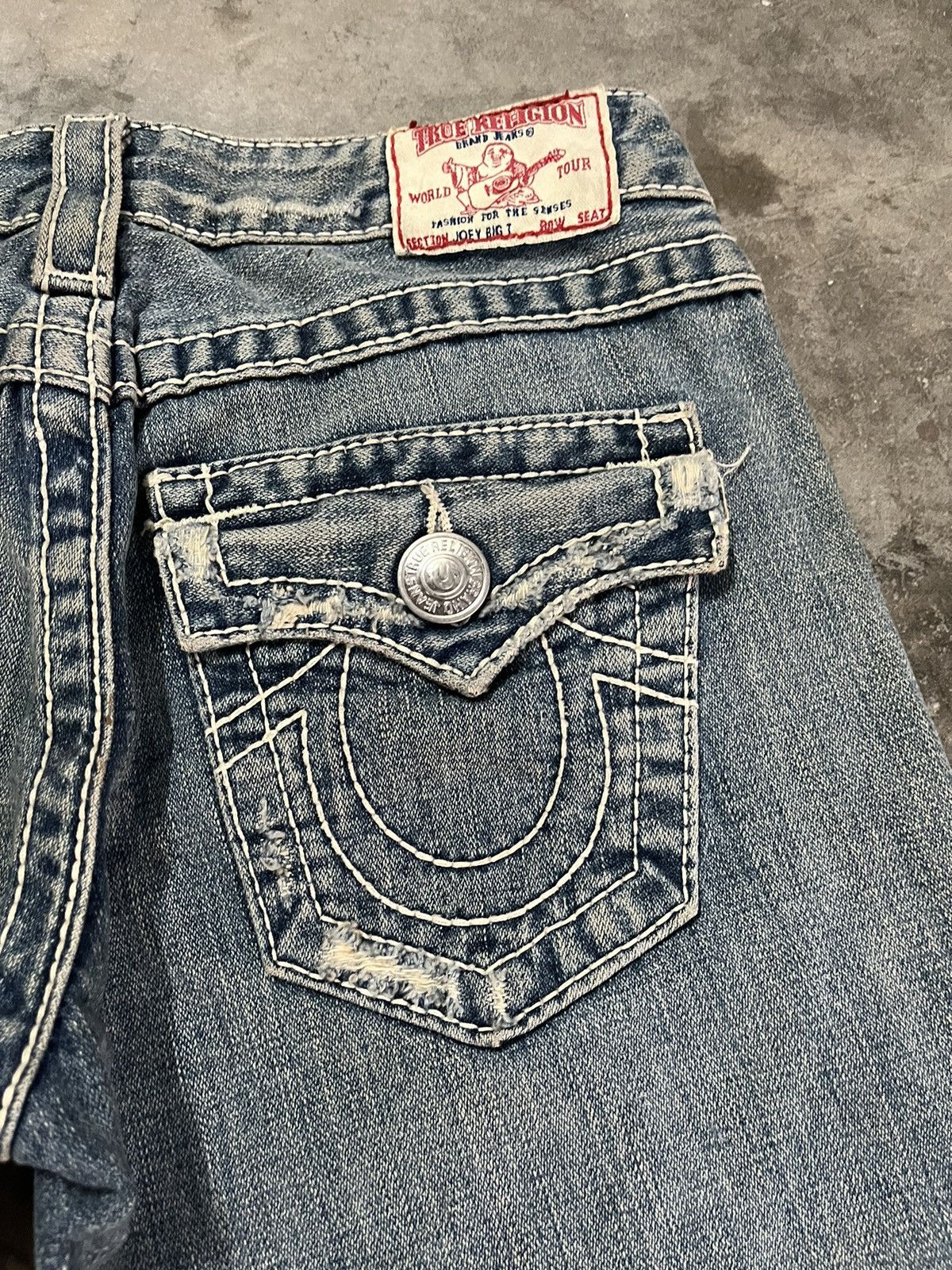True Religion Flare Jeans TRUE RELIGION distressed low rise twist leg Size US 28 / EU 44 - 14 Thumbnail