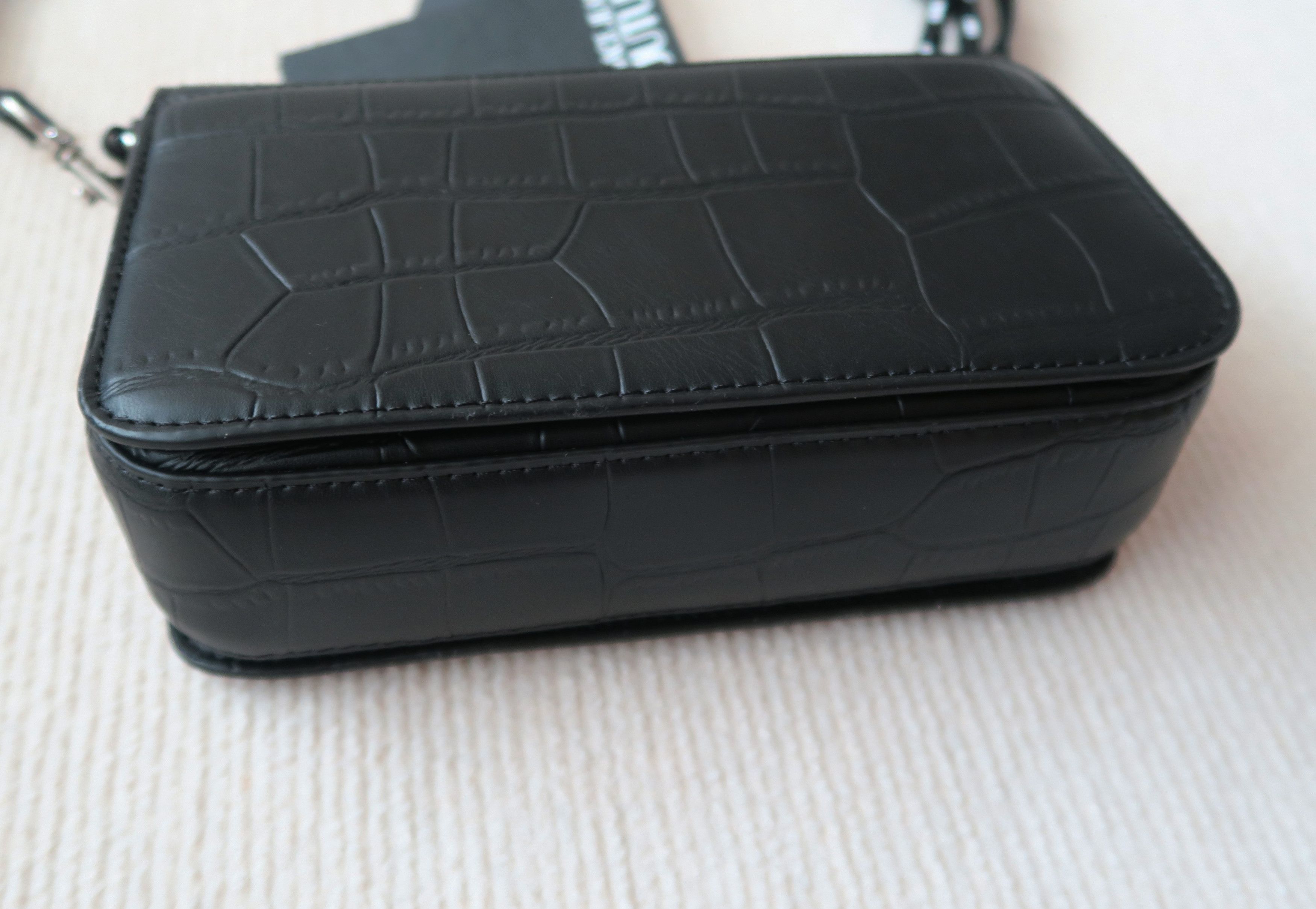 Versace Jeans Couture Versace Jeans Couture Rope Handle Croc Crossbody Bag Size ONE SIZE - 10 Thumbnail