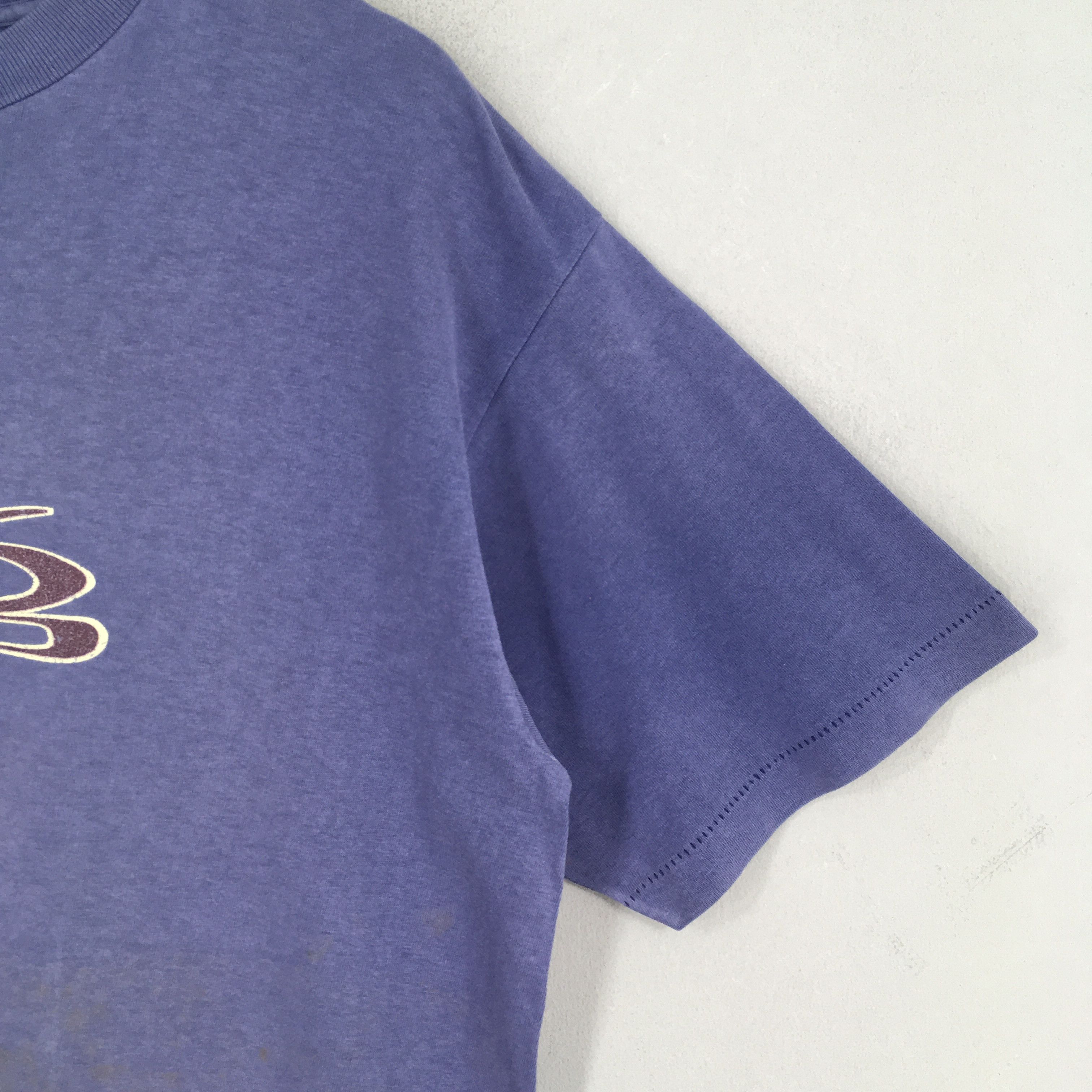 Other Vintage 26 Red Skater Distressed T shirt Large Size US L / EU 52-54 / 3 - 4 Thumbnail