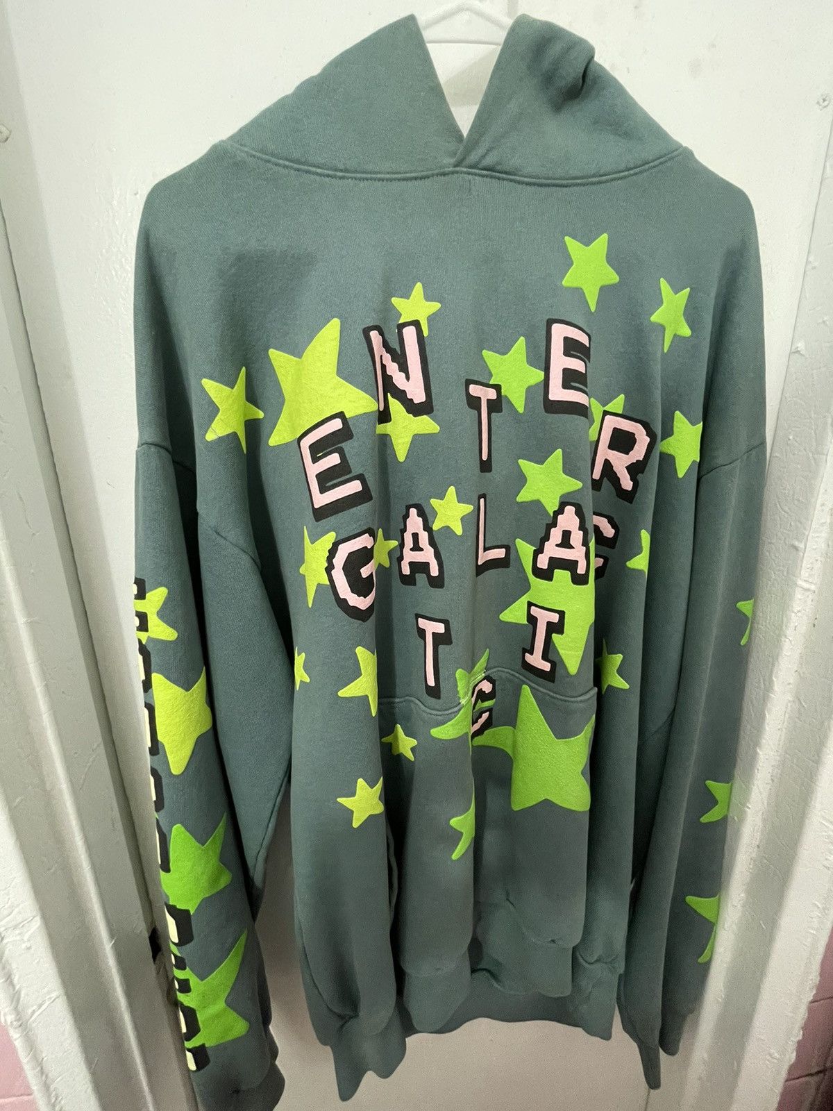 パーカー・フーディ Cactus Plant Flea Market Kid Cudi Enter Galactic Hoodie Blue Cactus Plant Flea Market Kid Cudi Enter Galactic Hoodie Blue
