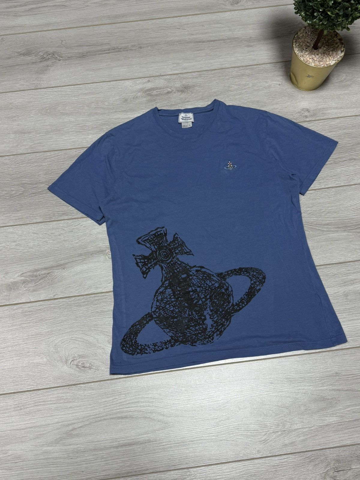Vivienne Westwood Vivienne Weatwood big orb woven tee shirt vintage Size US L / EU 52-54 / 3 - 2 Thumbnail
