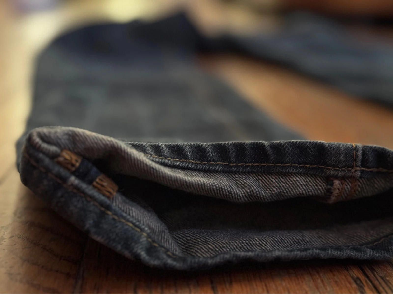 Abercrombie & Fitch A&F Straight Denim- Dark Wash- Mens 30x32 Size US 30 / EU 46 - 2 Thumbnail