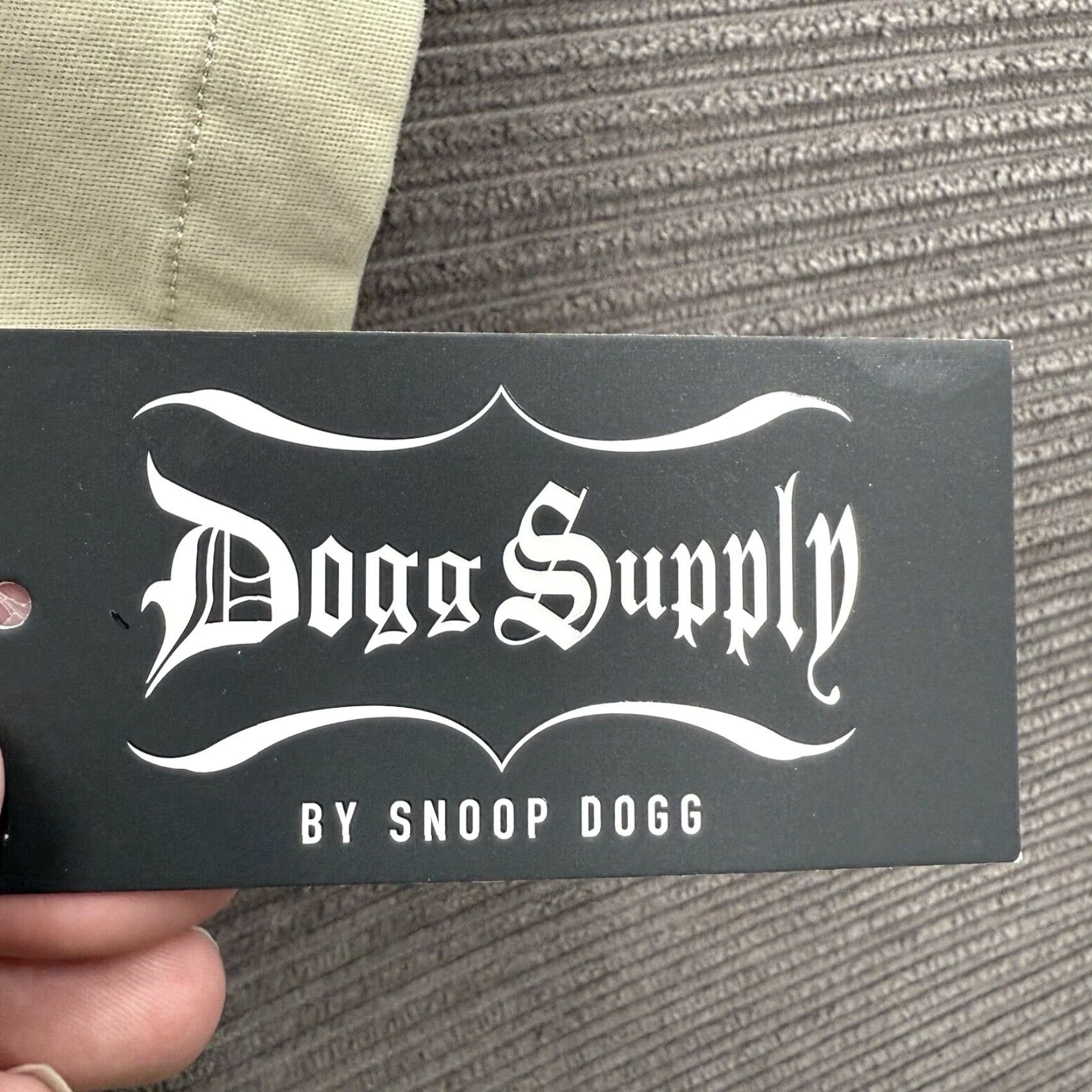 Vintage Dogg Supply By Snoop Dogg Woven Work Wear Shirt Men 3XL Cement Cotton Spandex Button-Up Short Sleeve Brown Logo Hip Hop Workwear Mens Size US XXL / EU 58 / 5 - 4 Thumbnail