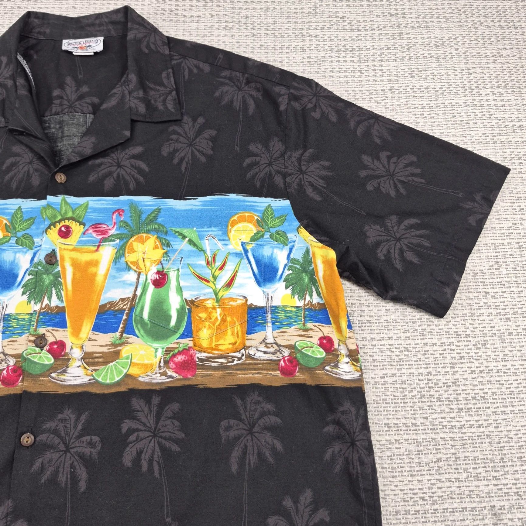 Vintage VINTAGE Pacific Legend Apparel Shirt Mens 2XL Black Hawaiian Cocktail Aloha Tropical Graphic Print Short Sleeve Button-Up Beach Mens Size US XXL / EU 58 / 5 - 3 Thumbnail