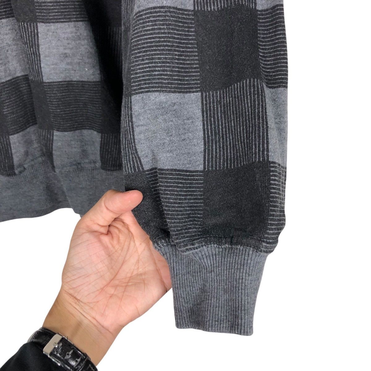 Japanese Brand × Vintage Vintage Checked Box Sweatshirt Rare Streetwear Medium Size US M / EU 48-50 / 2 - 9 Thumbnail
