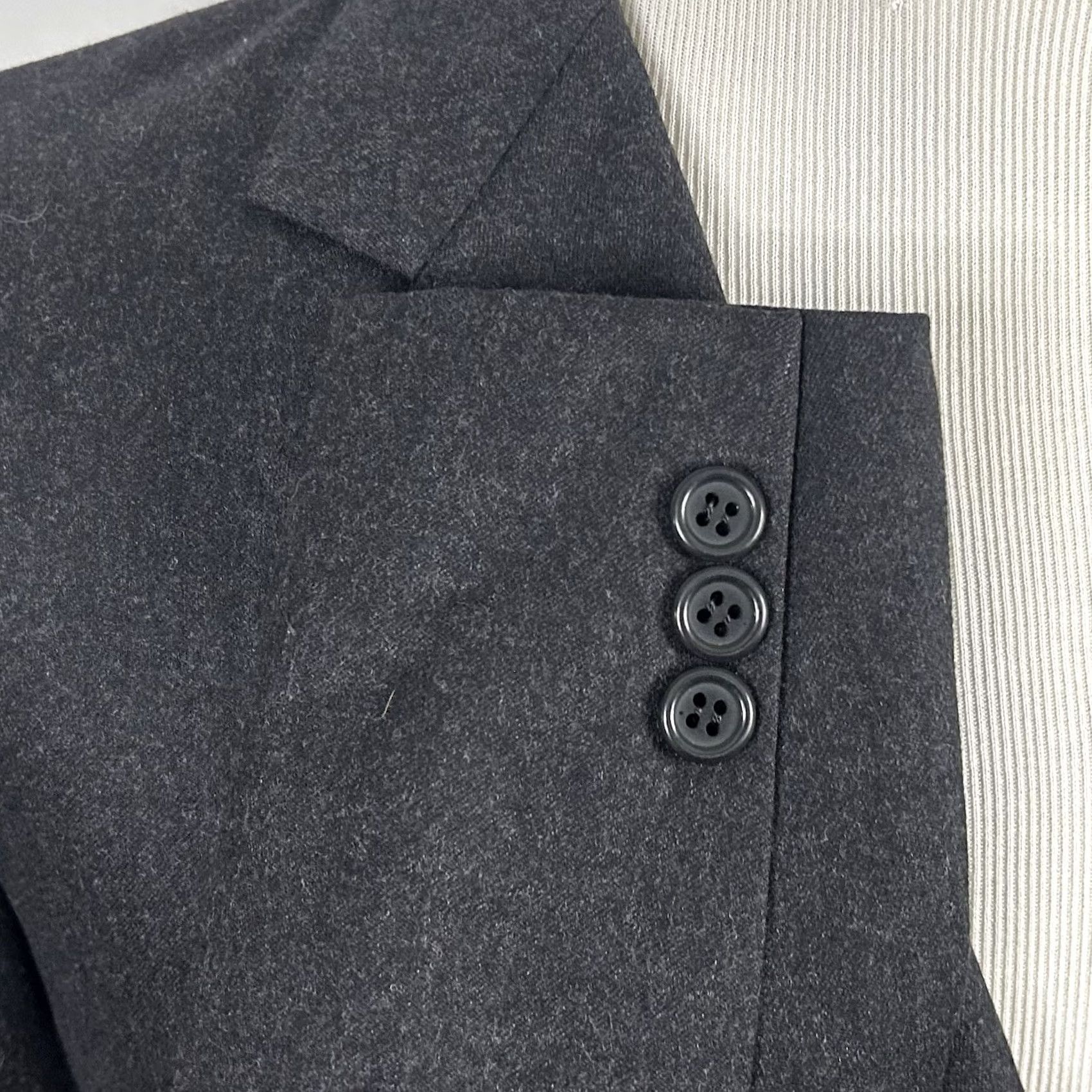 Brooks Brothers Brooks Brothers Sport Coat 42R 100% Wool Dark Gray Three Button Fully Lined Jacket/Coat Mens Regular Notch Lapel Wool Size US XS / EU 42 / 0 - 4 Thumbnail