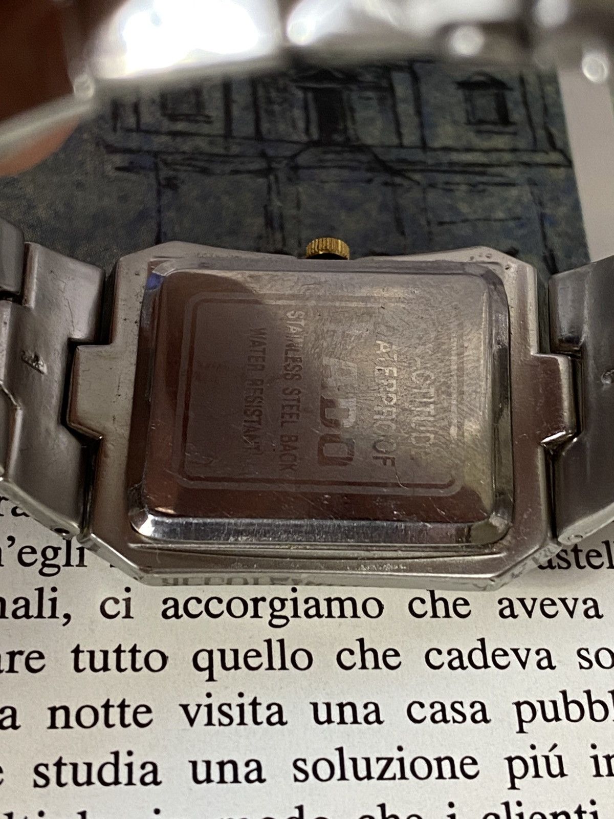 Japanese Brand OMAX Quartz Watch Rectangular, Crystal, Black Gold Tone Size ONE SIZE - 4 Thumbnail