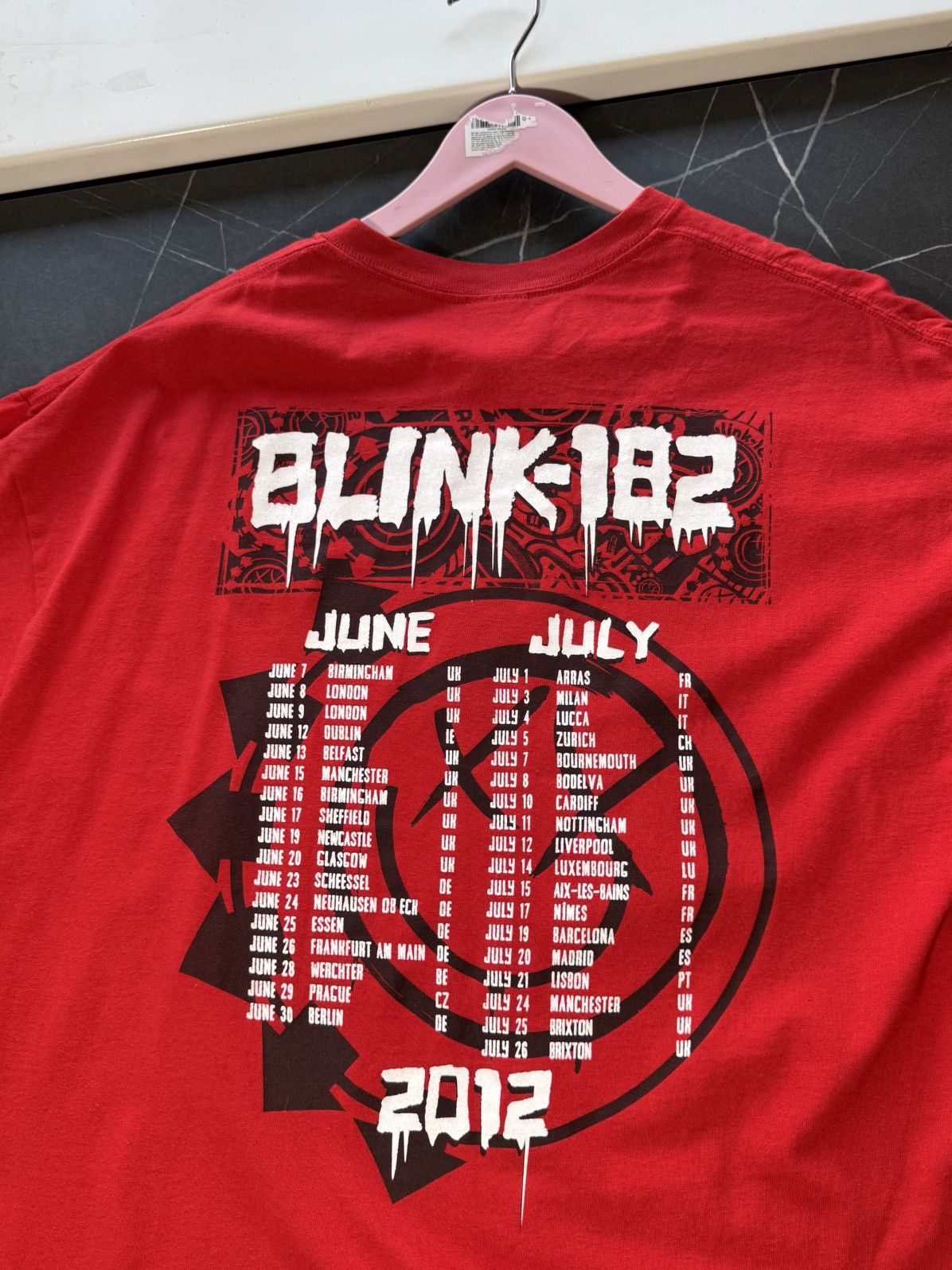 Band Tees Vintage 2006 Blink 182 Punk Band T Shirt Size US XL / EU 56 / 4 - 6 Thumbnail