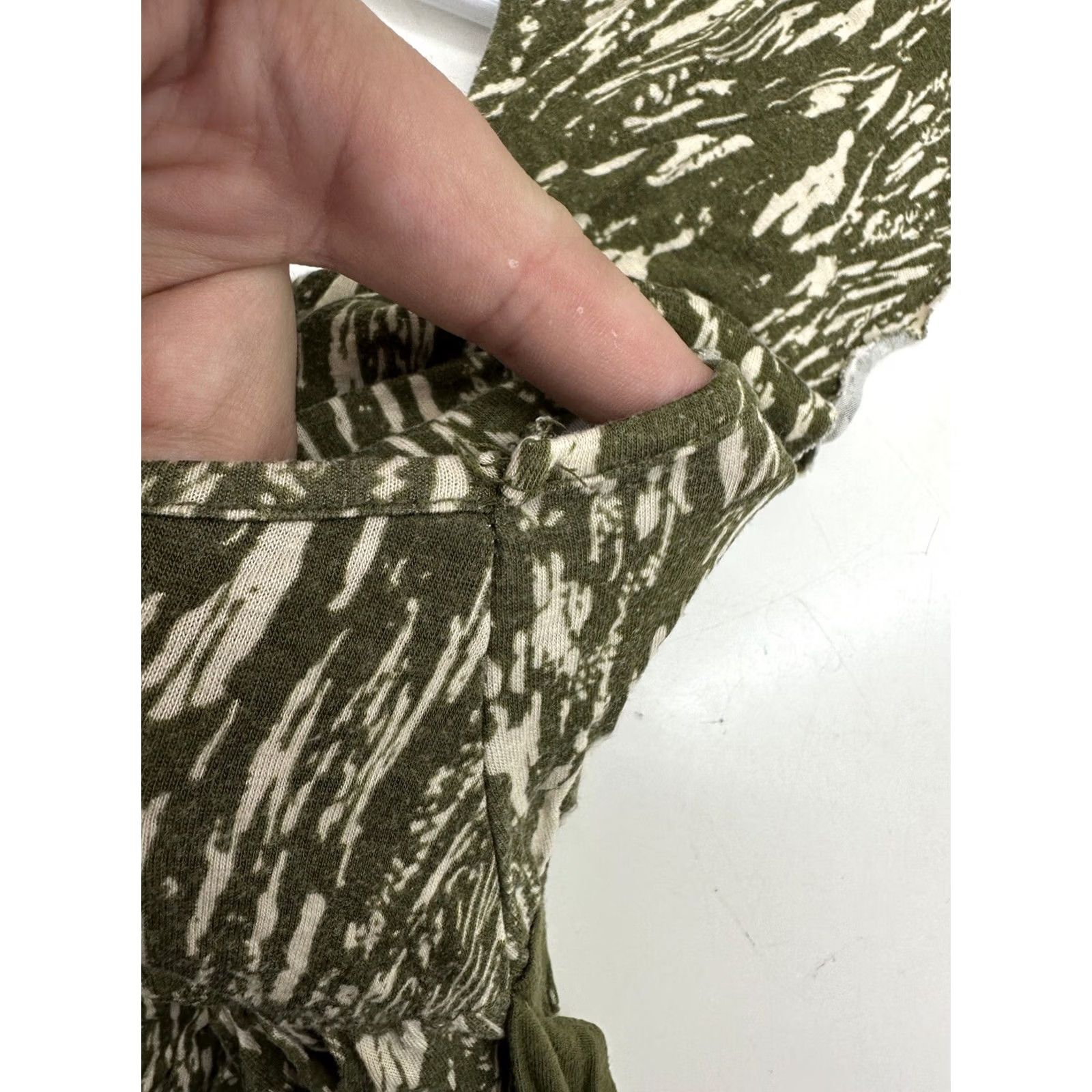 Vintage Womens Liz Lange Maternity for Target Dress Shirt? No—Shift Dress Green Small Knee Length Flutter Sleeve Geometric Rayon Spandex Size S / US 4 / IT 40 - 7 Thumbnail