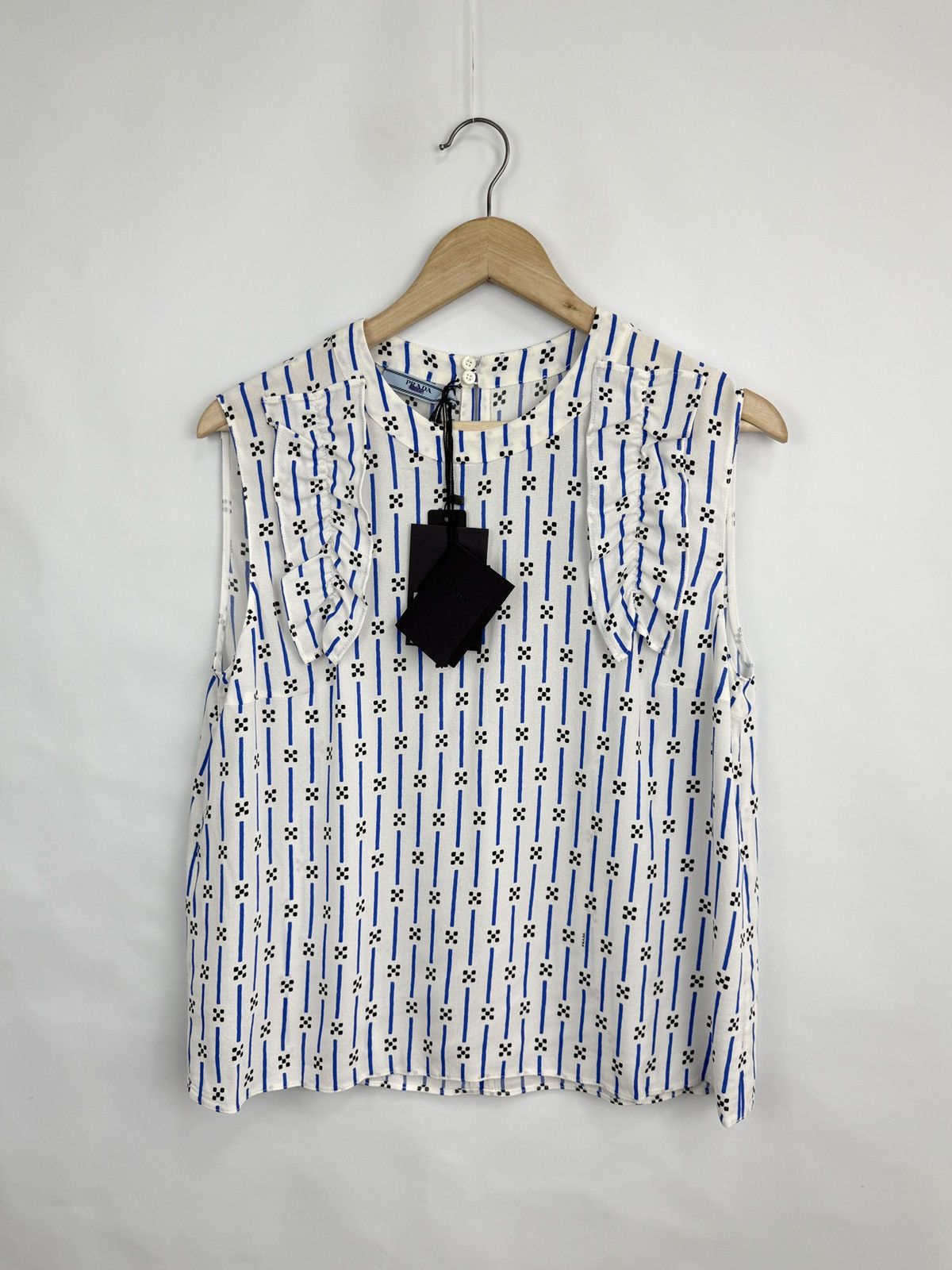 Prada ❗️NWT 🇮🇹 Prada Milano Ruffle Sleeveless Silk Blend Blouse Top Size L / US 10 / IT 46 - 2 Thumbnail