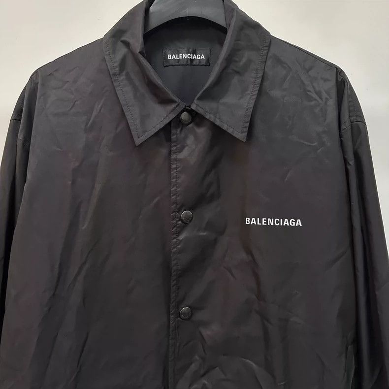 Balenciaga Balenciaga SS 20 24/7 News logo printed nylon coach jacket Size US M / EU 48-50 / 2 - 4 Thumbnail