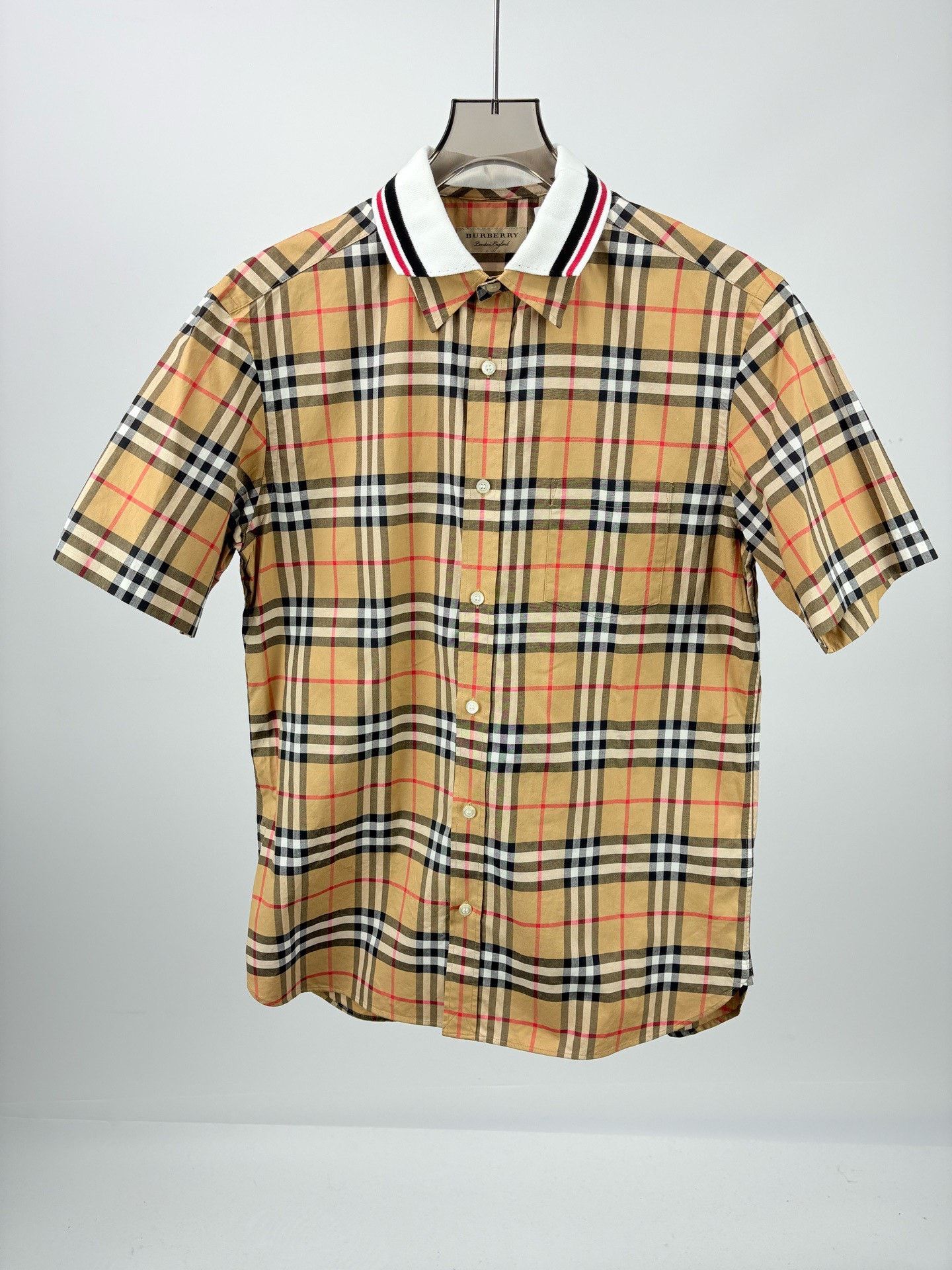 Burberry Burberry Check Double Collar Short-Sleeve Shirt Size US L / EU 52-54 / 3 - 1 Thumbnail
