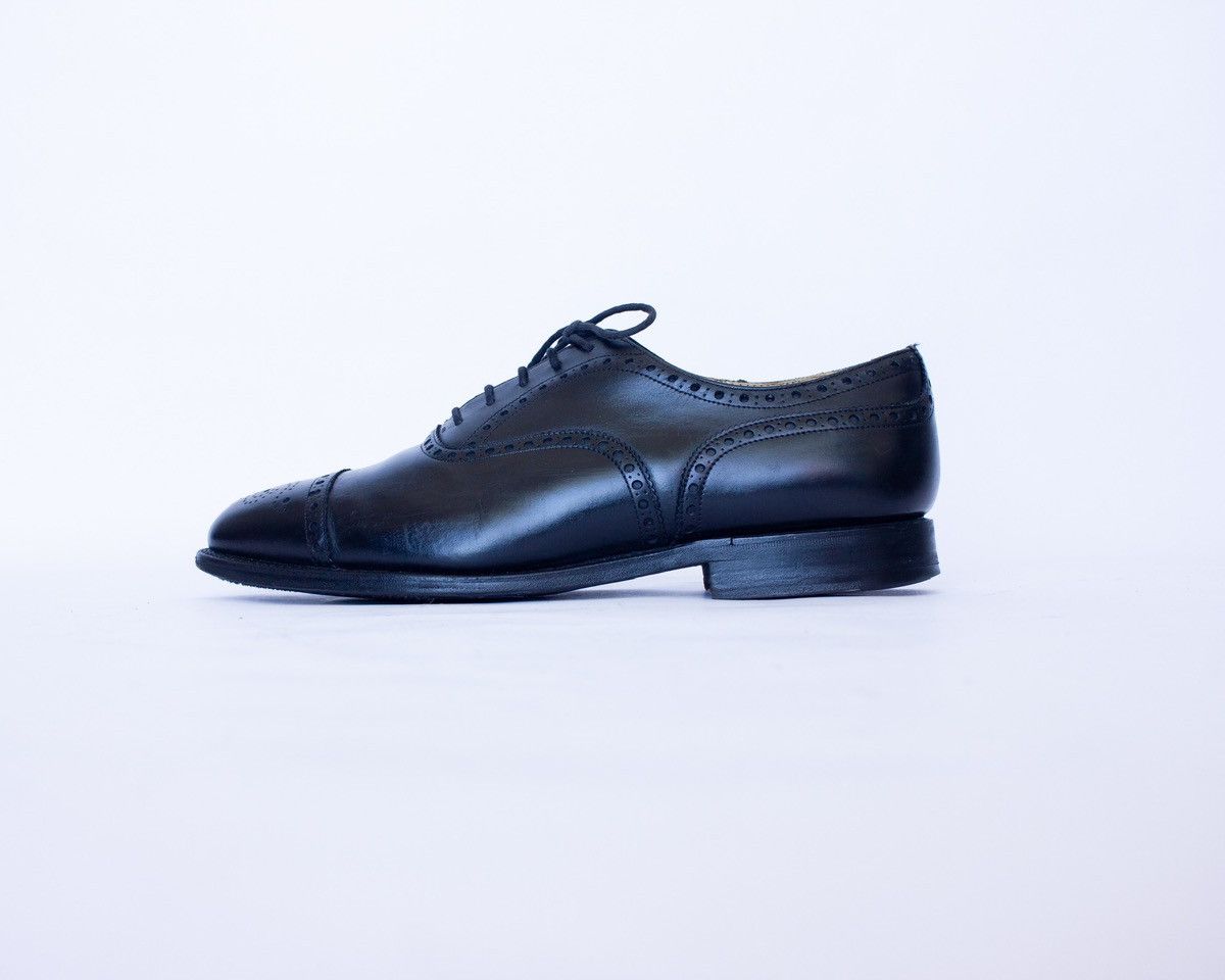 Church's Church’s Custom Grade Leather Wingtip Shoe’s Made in England Size US 10 / EU 43 - 6 Thumbnail