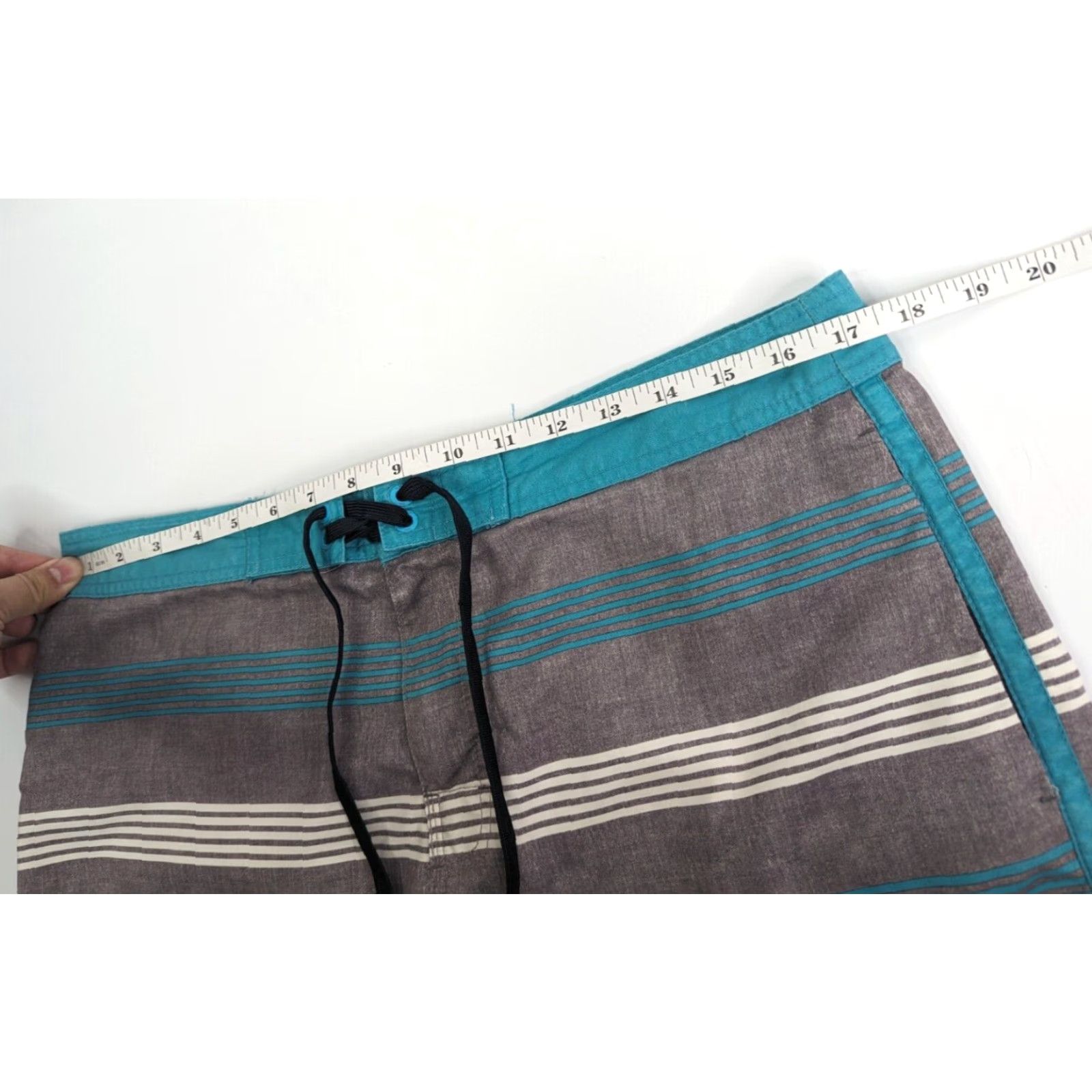 RVCA RVCA Board Shorts Men 34 Aqua Gray Striped Non Stretch Beach Trunks Size US 34 / EU 50 - 4 Thumbnail
