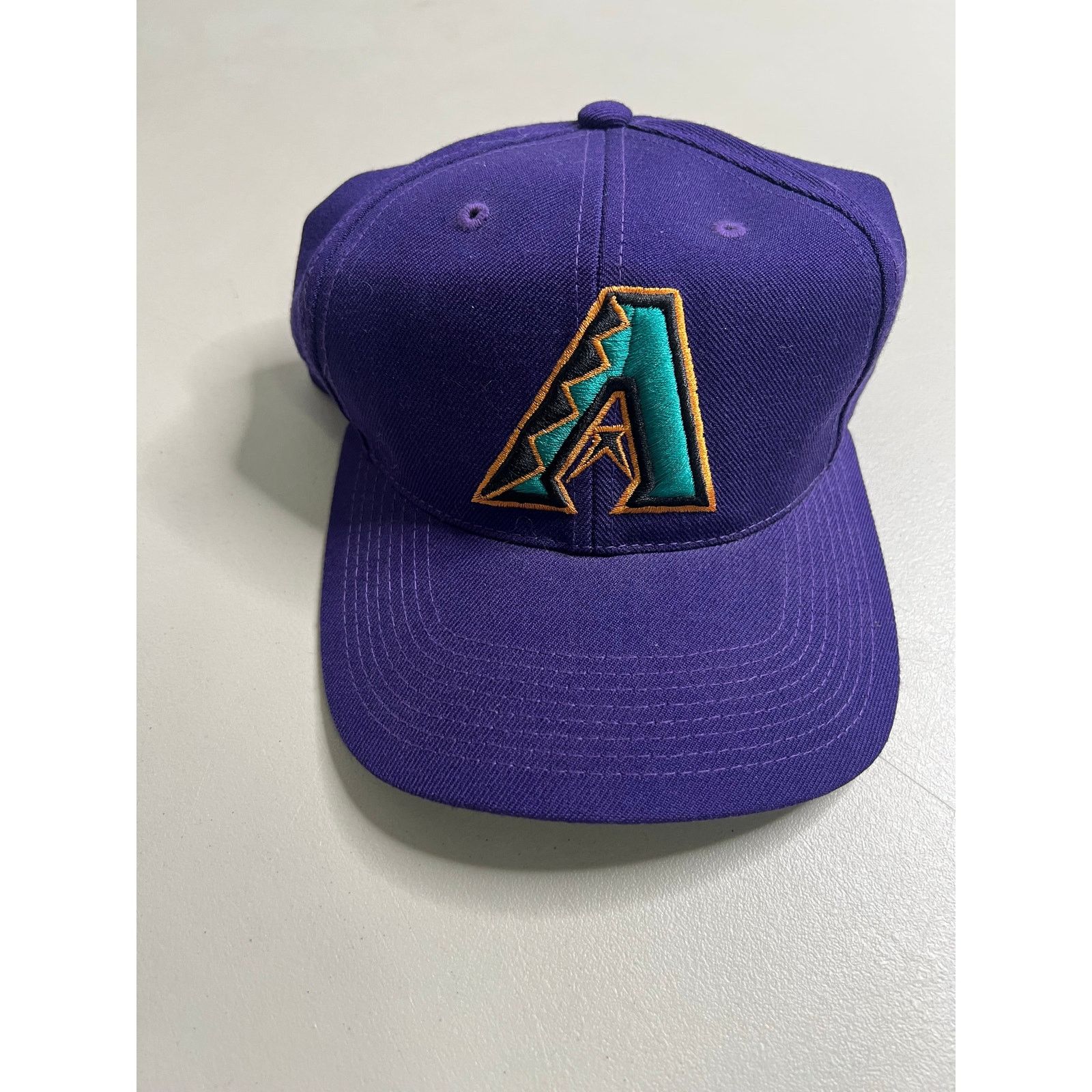 Vintage Vintage Arizona Diamondbacks Purple Strapback Hat 90s wool Size ONE SIZE - 1 Thumbnail