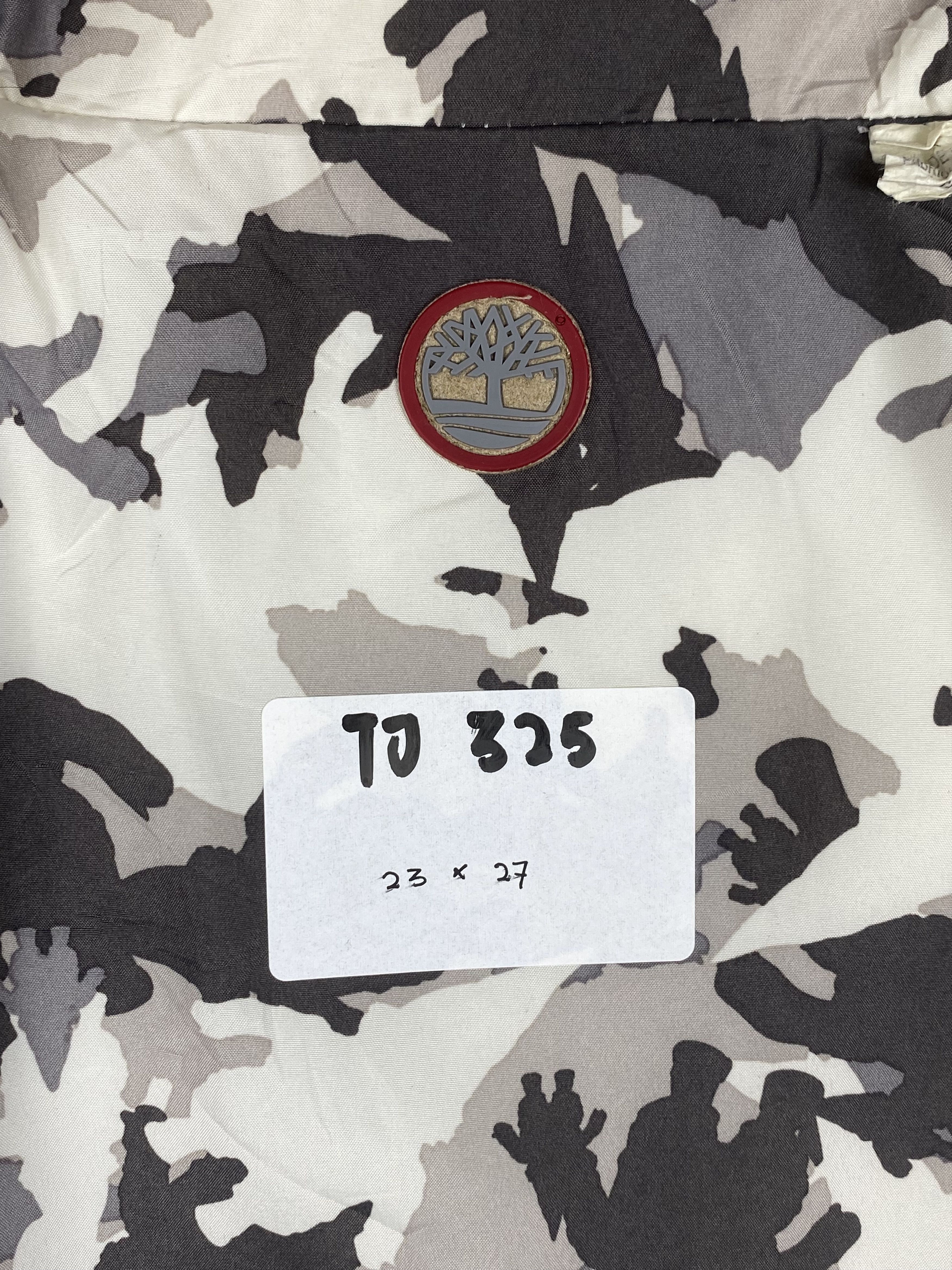 Timberland Vintage Timberland Camo Pattern Lining Puffer Vest Size US S / EU 44-46 / 1 - 9 Thumbnail