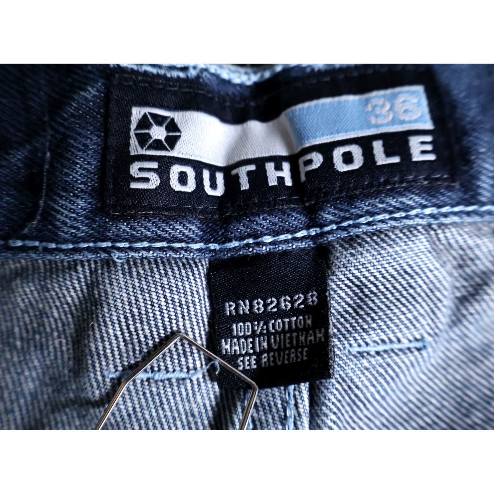 Southpole Southpole Denim Bermuda Shorts Men's 34 x 13 Blue Cotton Zip Fly Baggy Fit 90s Retro VTG (36 Tag) Size US 34 / EU 50 - 3 Thumbnail