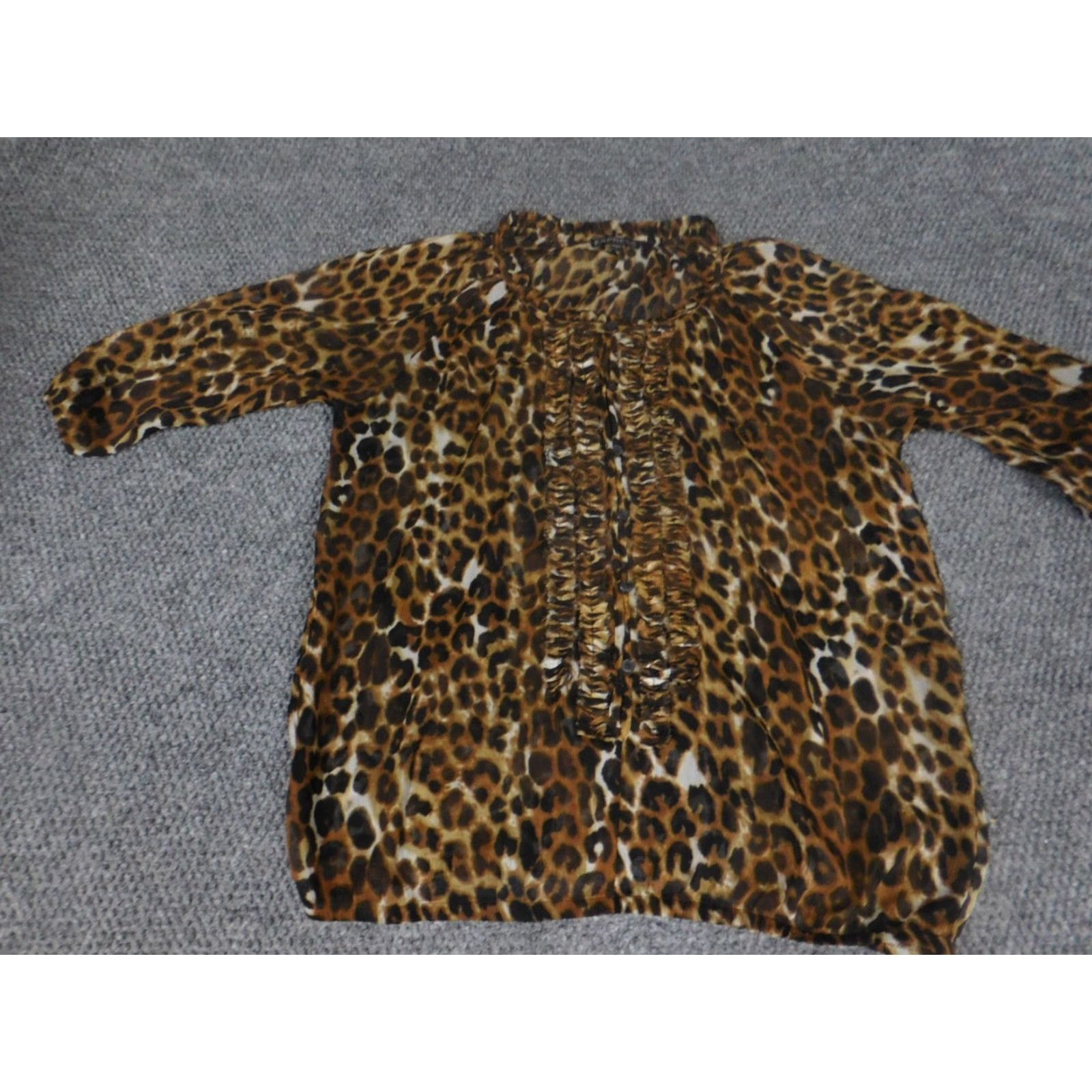 Express Express Womens Blouse Button-Up Shirt Casual Scoop Neck 3/4 Sleeve Brown Animal Print Small S Regular Cotton Down Stretch Designer Modern Womens Size S / US 4 / IT 40 - 4 Thumbnail