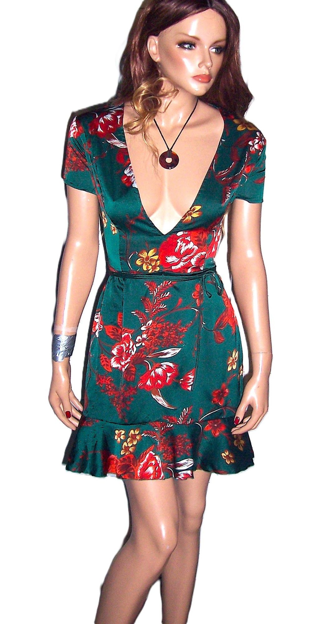 PrettyLittleThing PrettyLittleThing Green Floral Wrap Dress 8 NWT Size M / US 6-8 / IT 42-44 - 3 Thumbnail