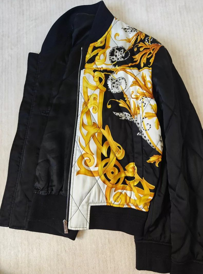 Versace Versace Baroque print silk cotton jacket Size US L / EU 52-54 / 3 - 6 Thumbnail