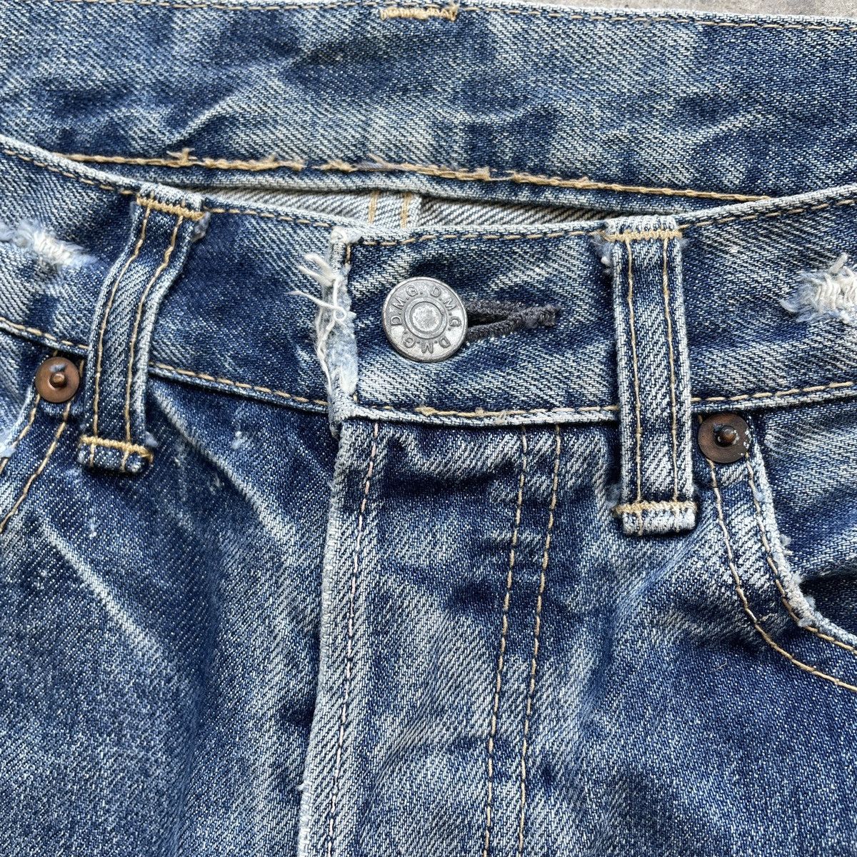 Japanese Brand W30💥 Vintage D.M.G Patchwork Faded Distressed Jeans Pants Size US 30 / EU 46 - 6 Thumbnail