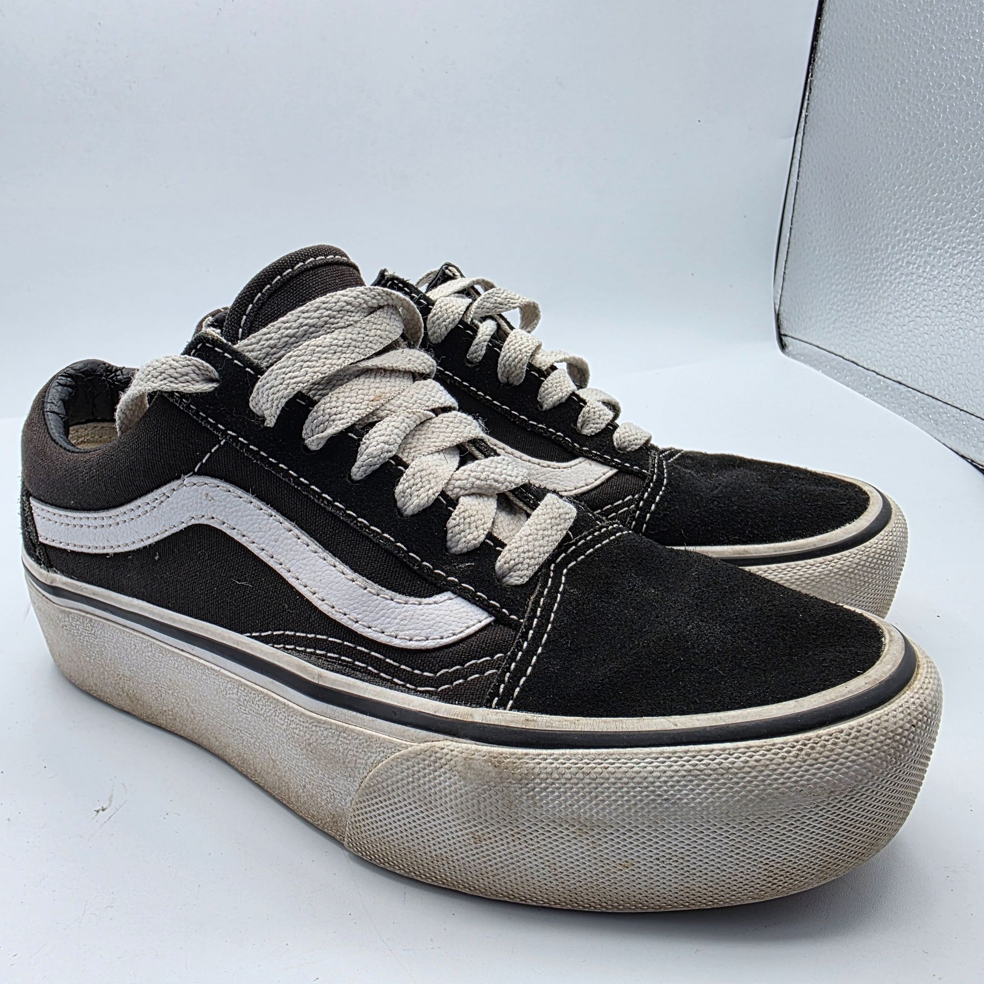 Vans Vans Old Skool Platforms Womens Size 5 Black White Shoes Wal Size US 5 / IT 35 - 1 Thumbnail